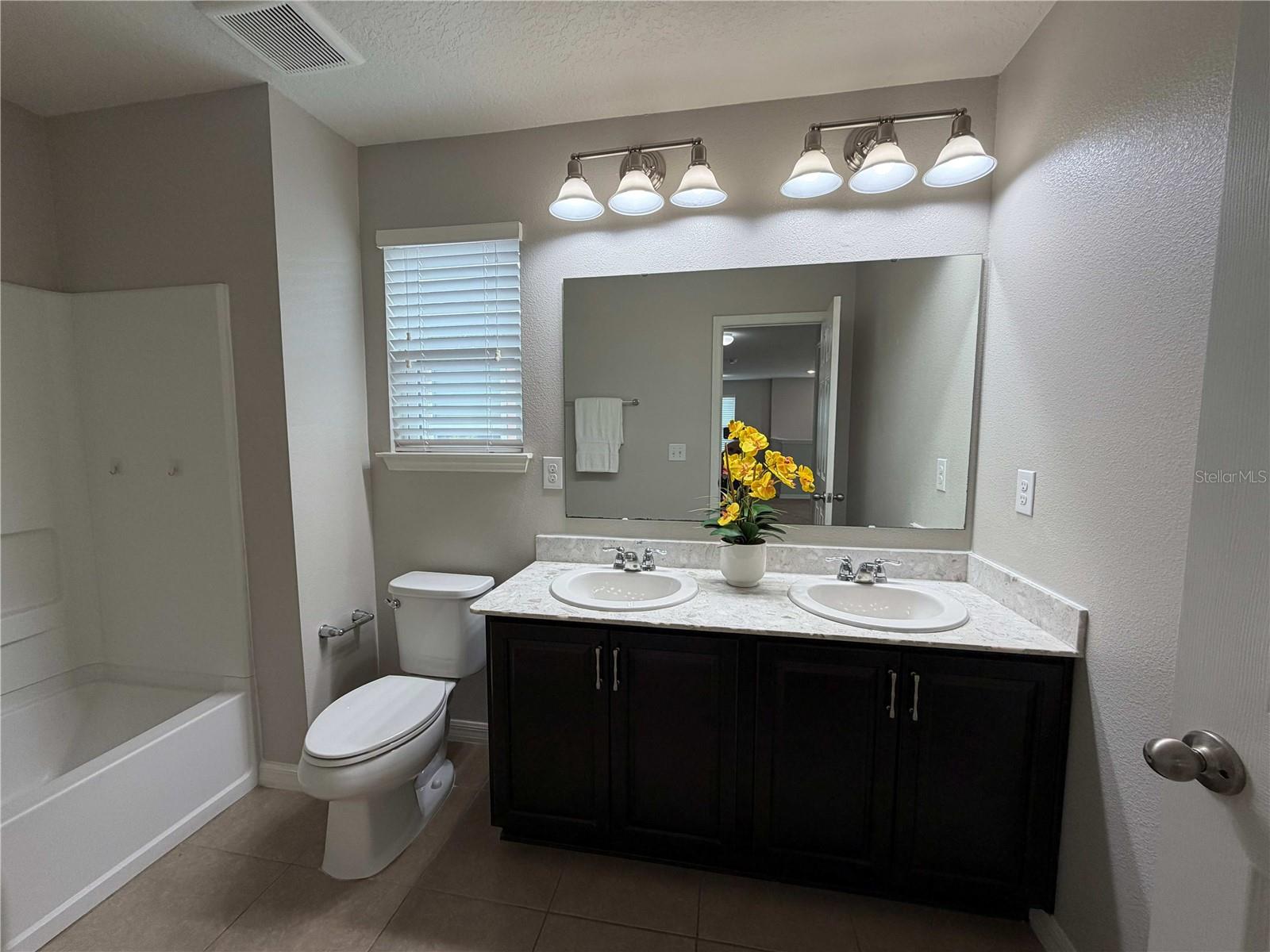 476 Bottlebrush Loop Property Photo 25