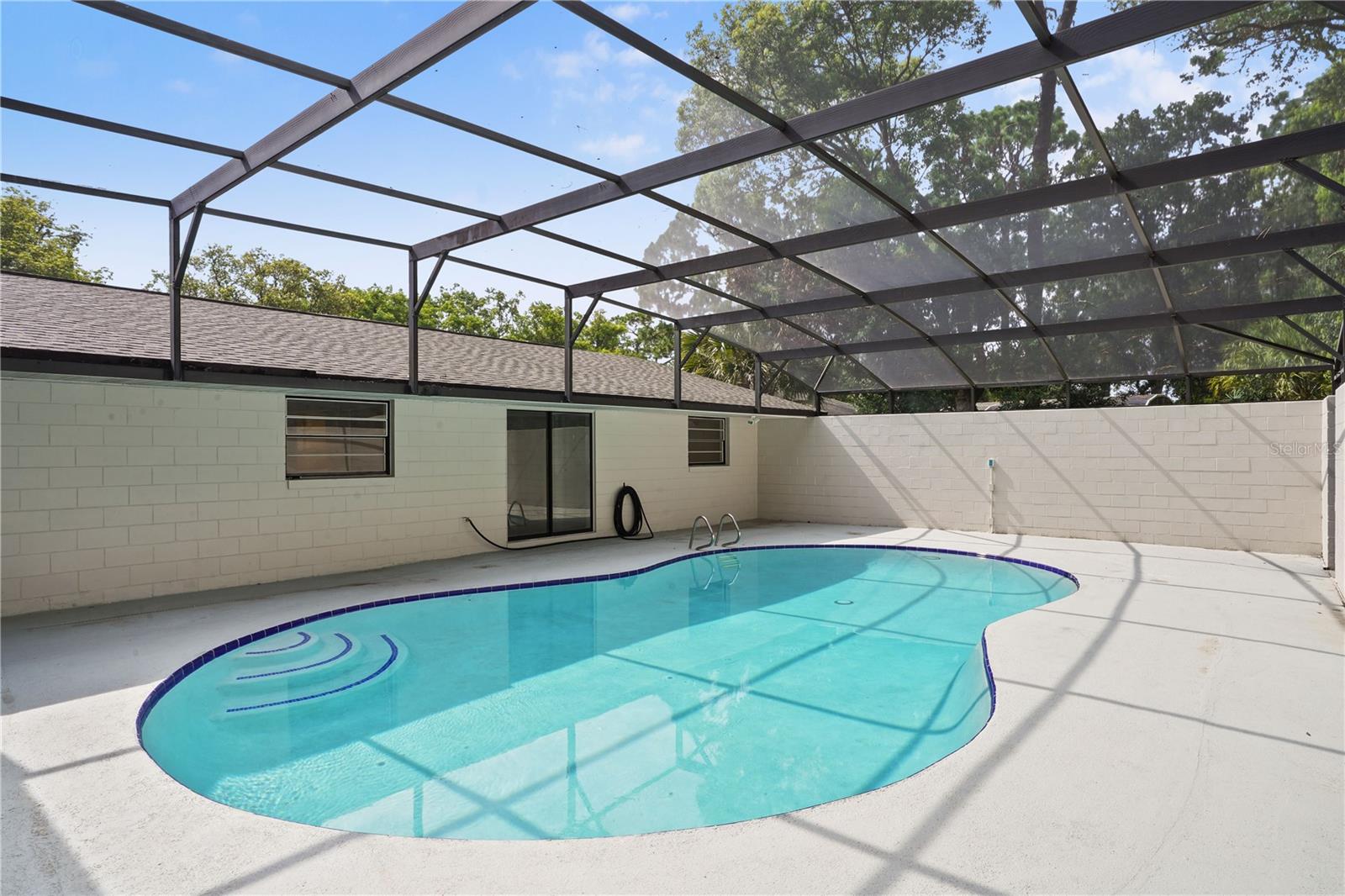 580 Devonshire Blvd Property Photo 5