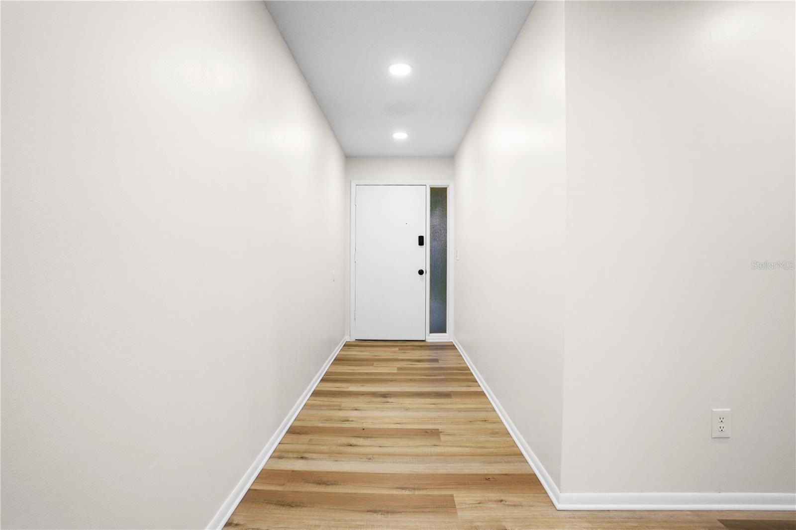 580 Devonshire Blvd Property Photo 11