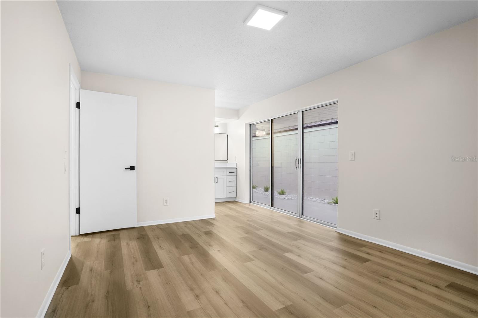 580 Devonshire Blvd Property Photo 30