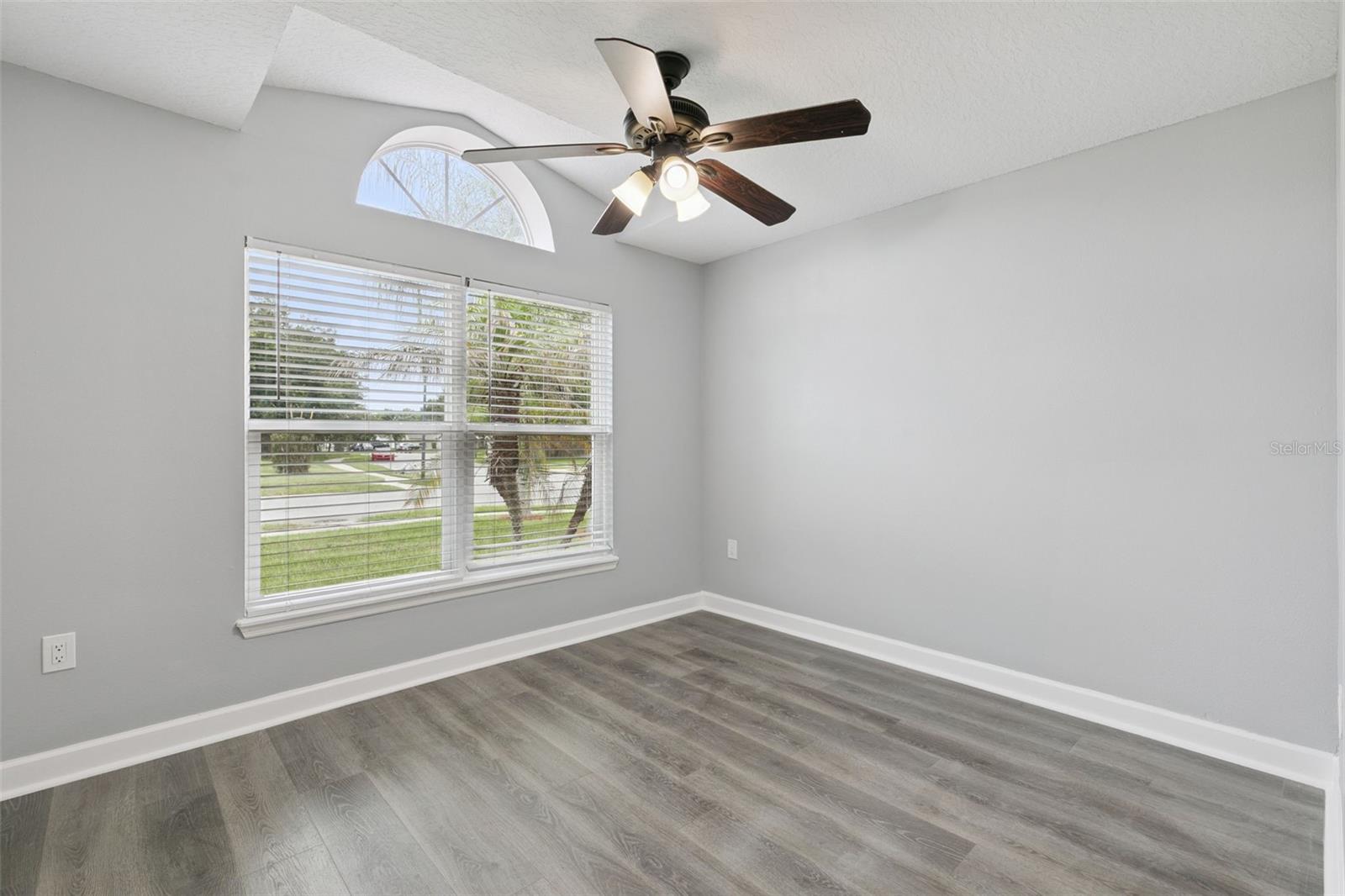 14426 Lake Price Dr Property Photo 25