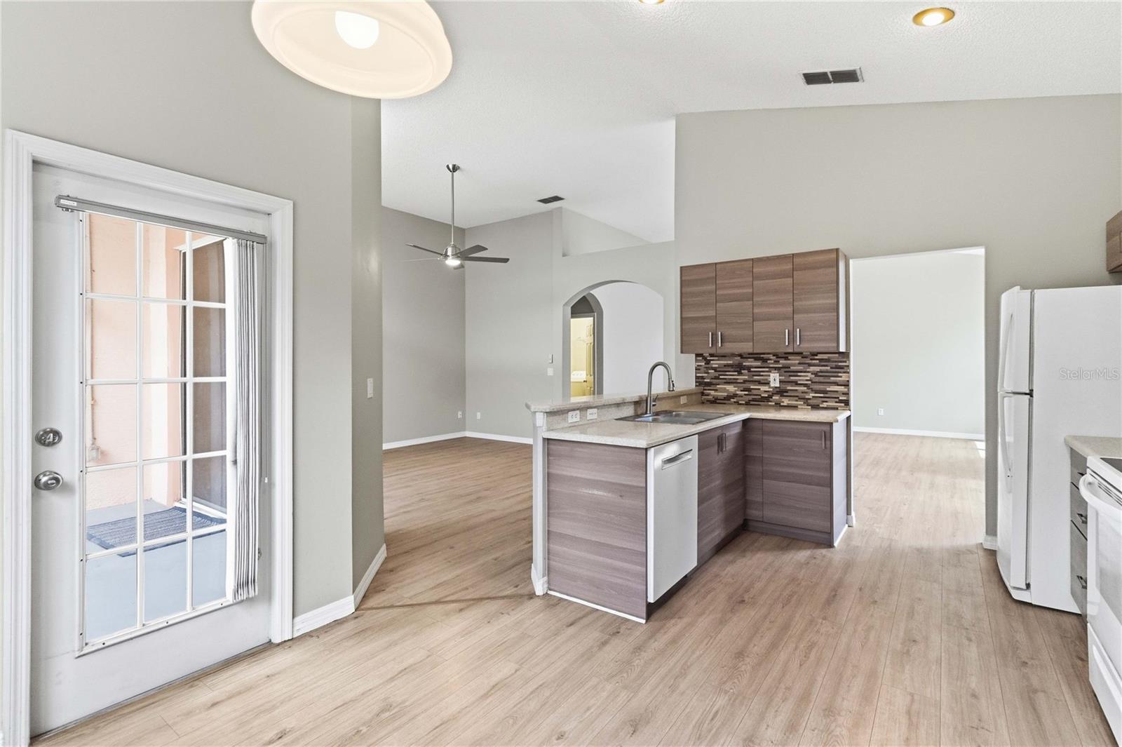 2412 Runyon Cir Property Photo 13