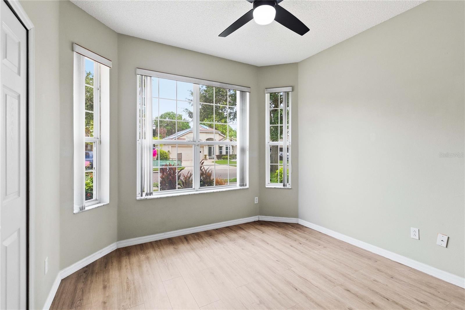 2412 Runyon Cir Property Photo 28