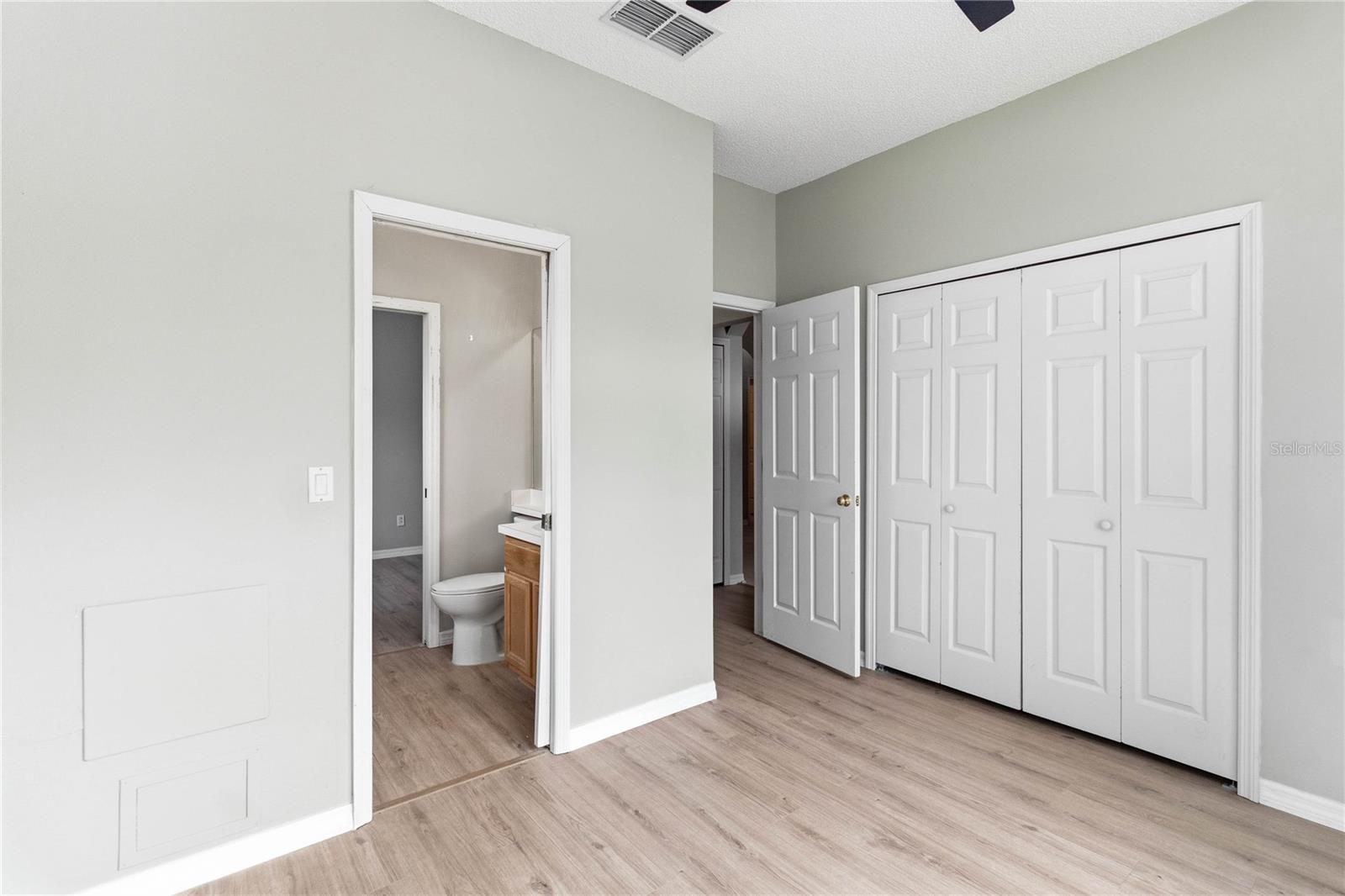 2412 Runyon Cir Property Photo 29