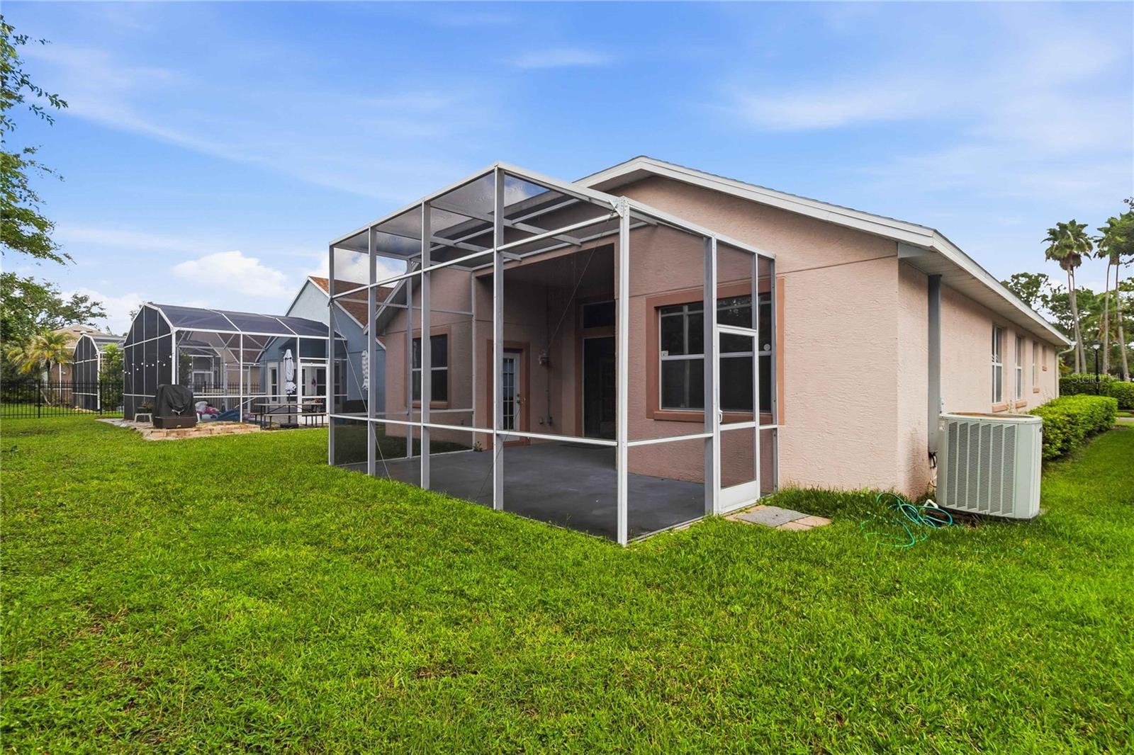 2412 Runyon Cir Property Photo 34