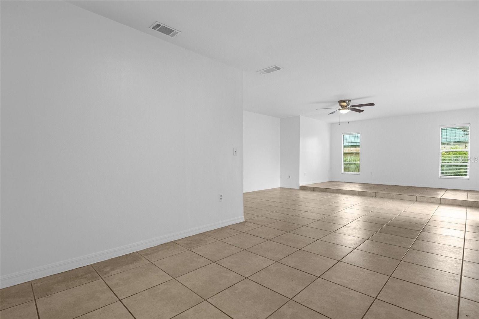 5214 Kempston Dr Property Photo 5