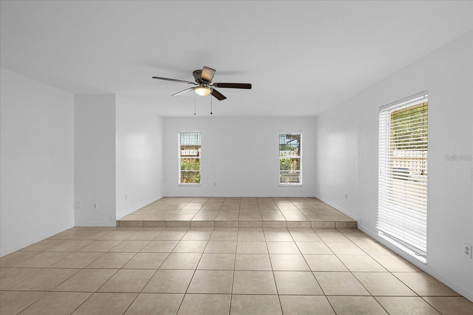 5214 Kempston Dr Property Photo 7