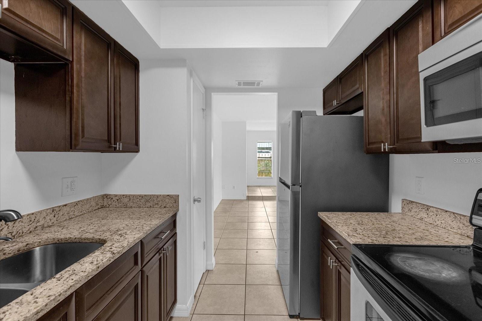 5214 Kempston Dr Property Photo 12