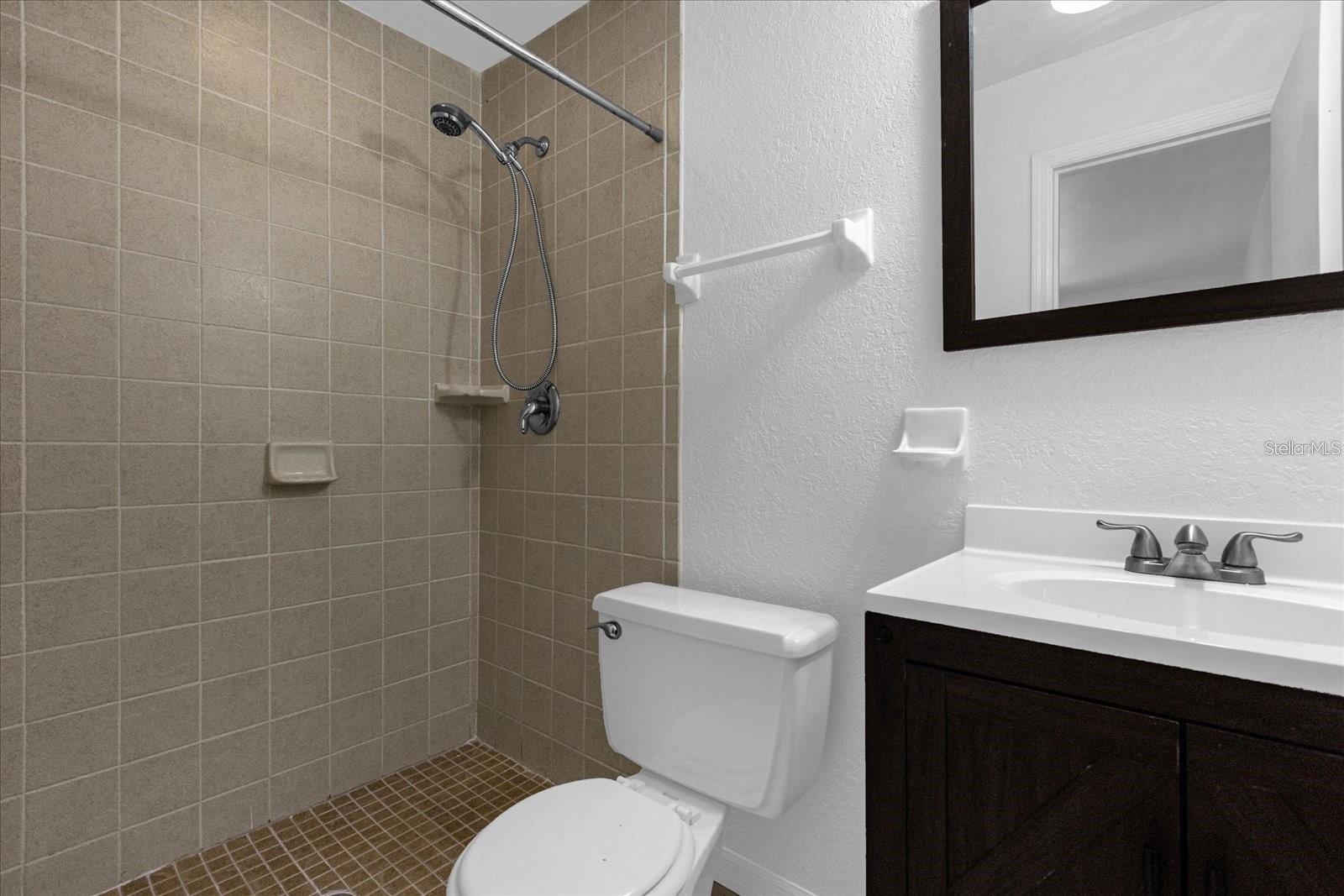 5214 Kempston Dr Property Photo 15
