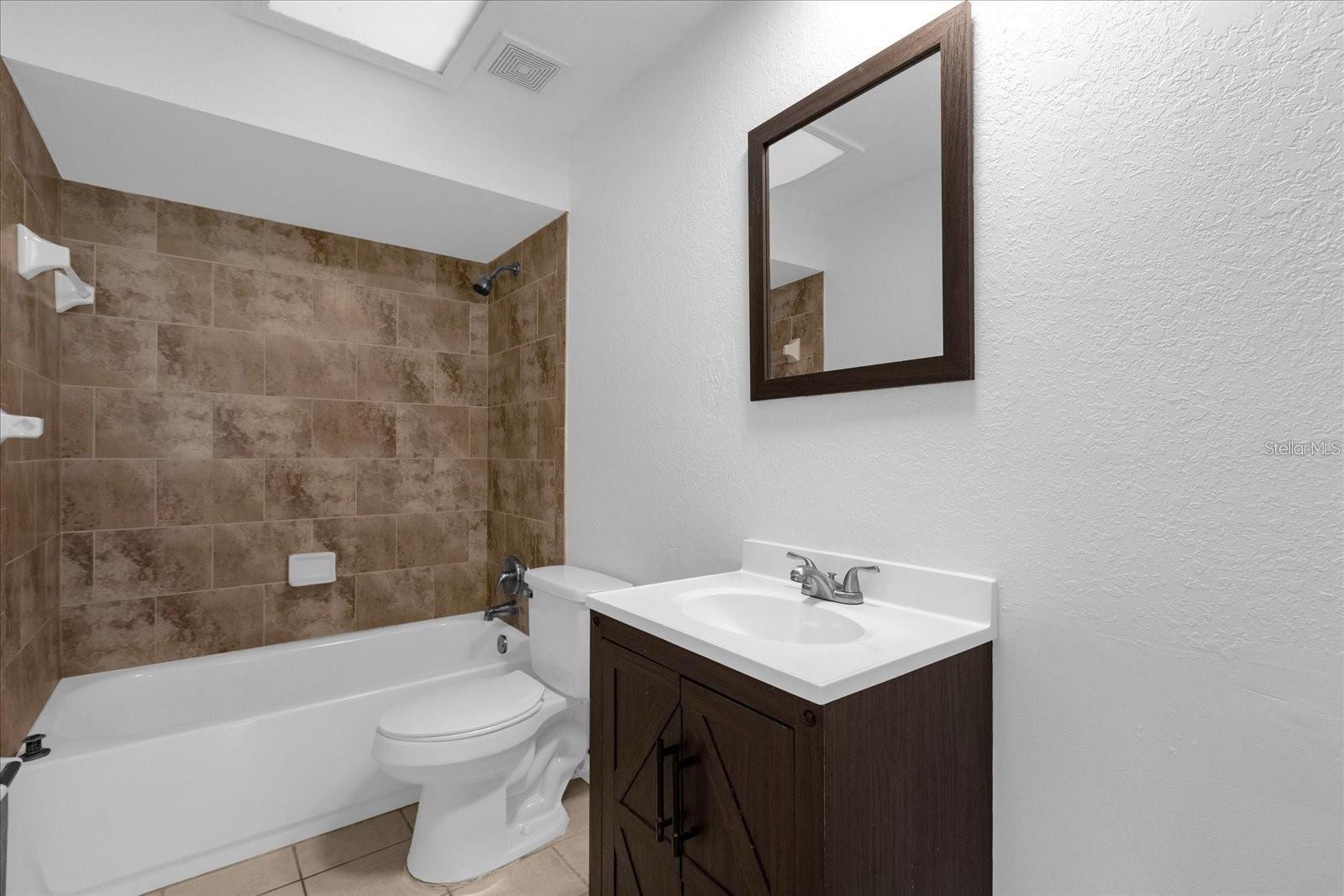 5214 Kempston Dr Property Photo 18