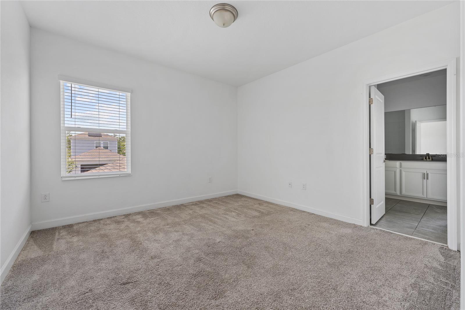 2999 Addison Blvd Property Photo 19