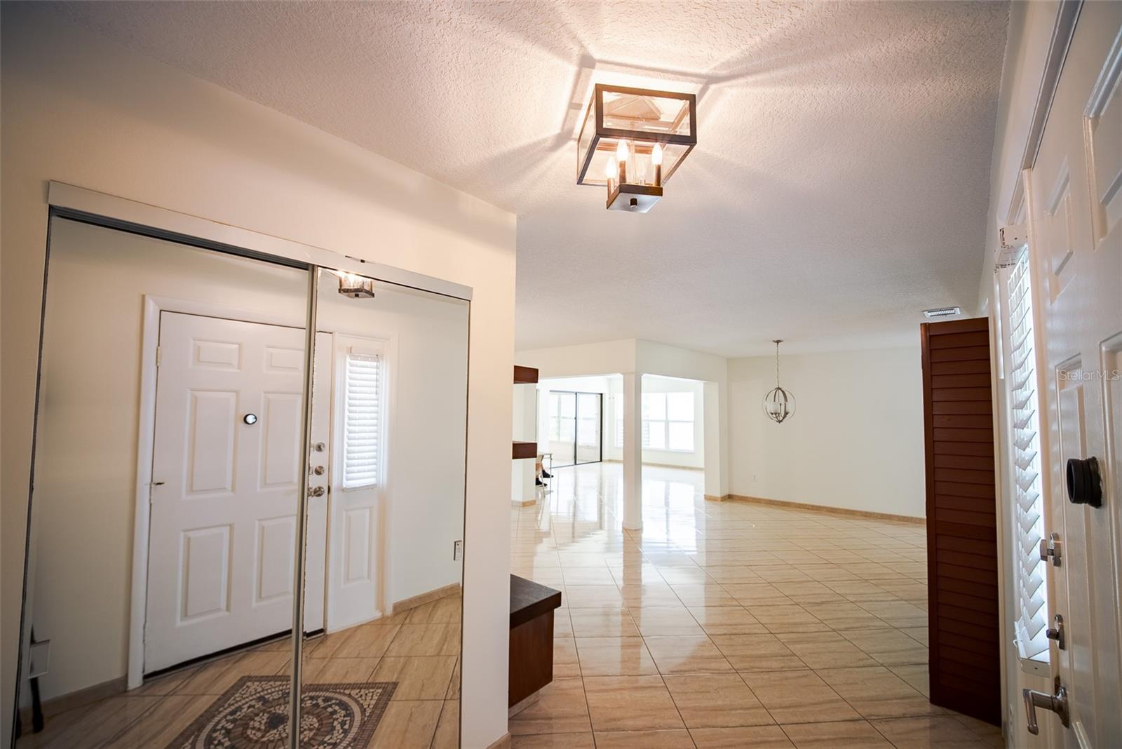 3429 Pinebrook Ct Property Photo 11