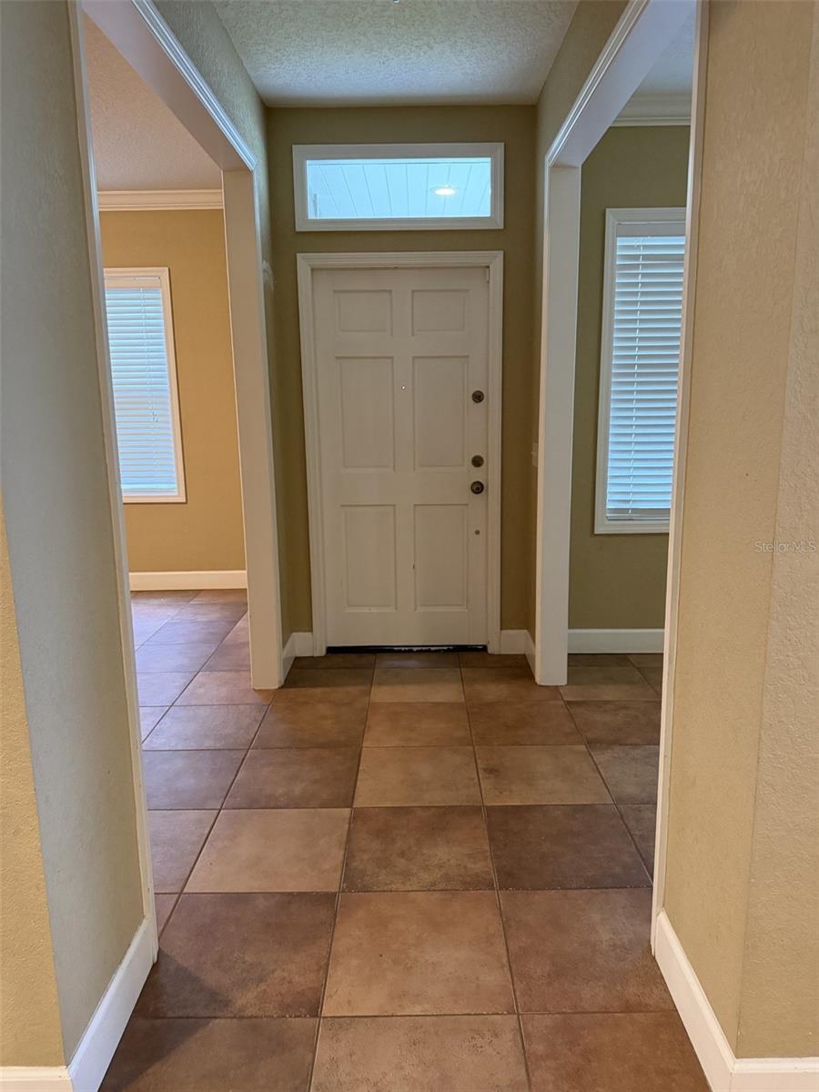 3613 S Summerlin Ave Property Photo 3