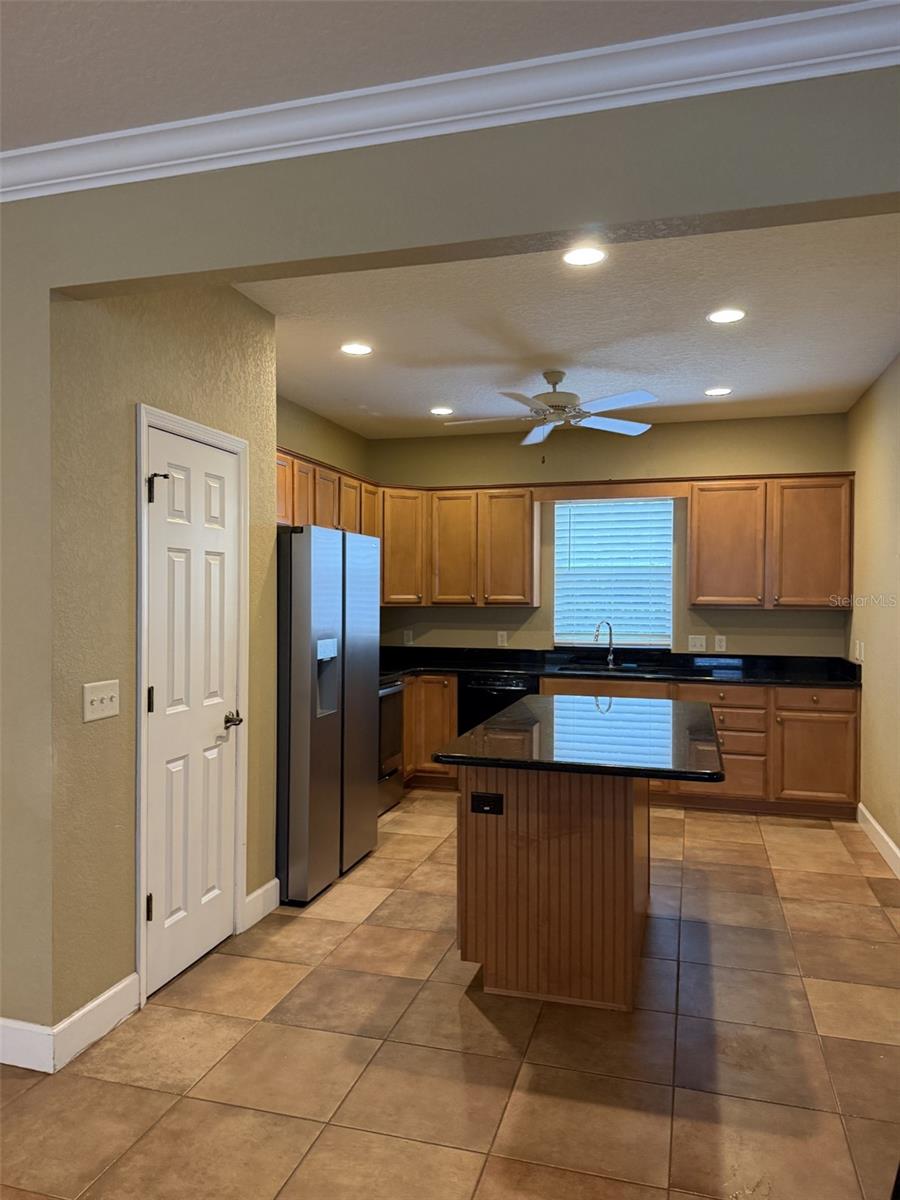 3613 S Summerlin Ave Property Photo 6