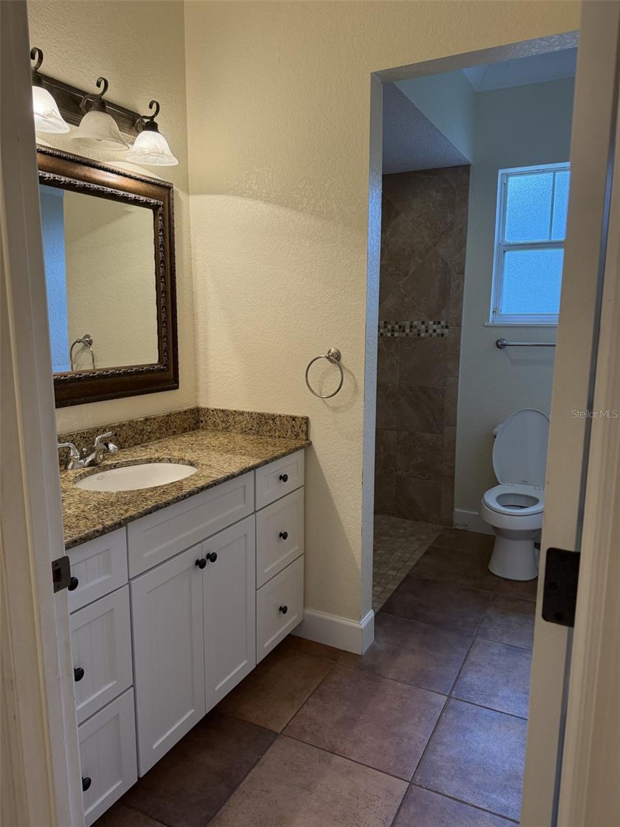 3613 S Summerlin Ave Property Photo 16