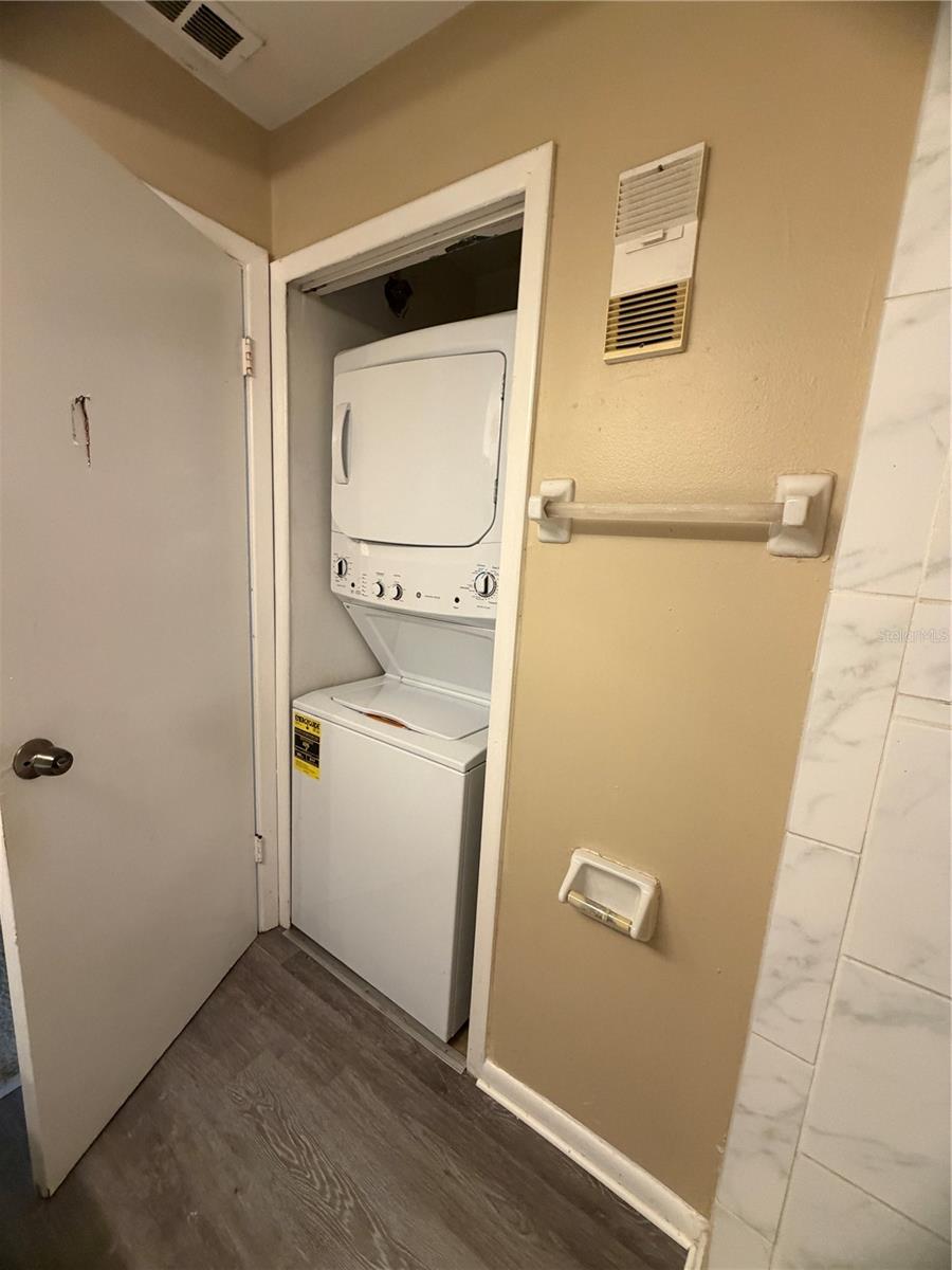 4714 Sutton Ter Property Photo 22