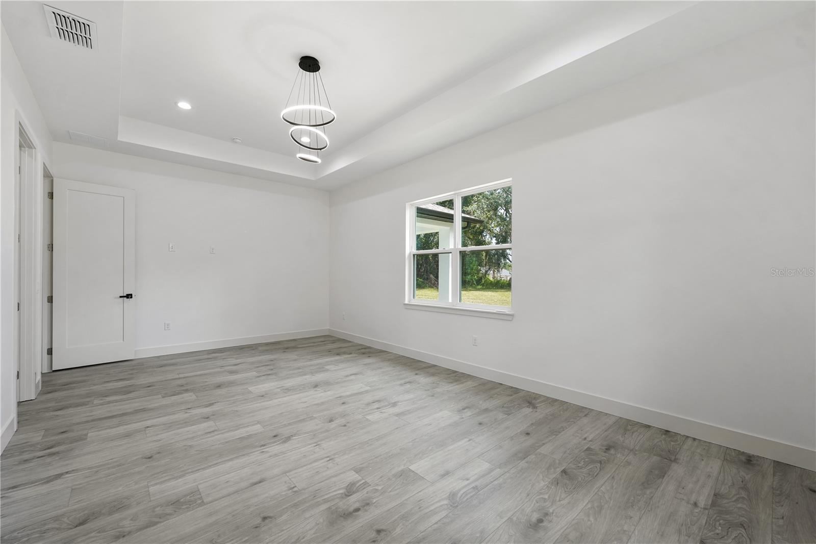 9531 Mid Summer Ln Property Photo 16