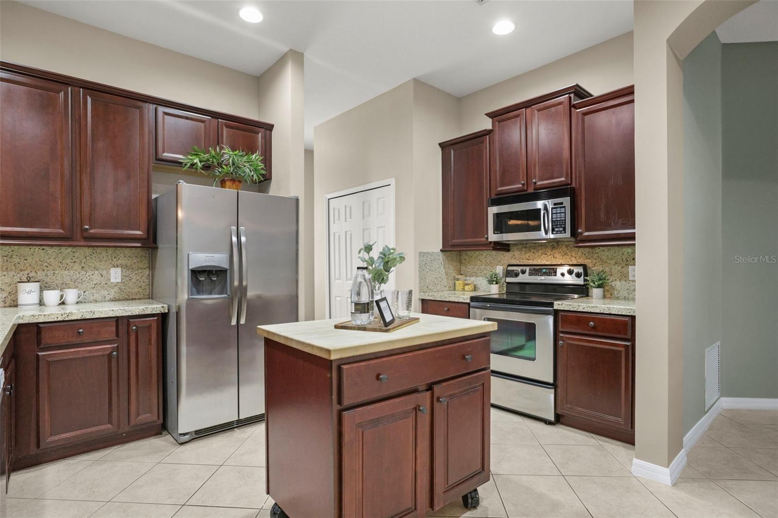 5126 Majestic Woods Pl Property Photo 9