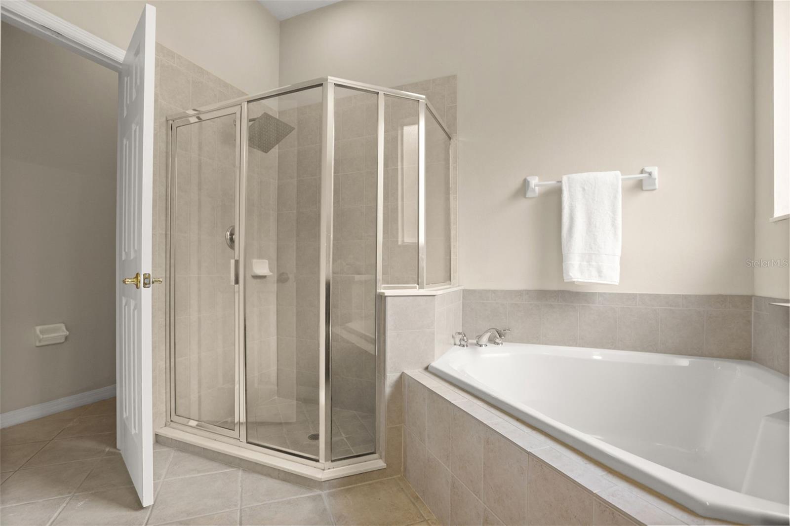 5126 Majestic Woods Pl Property Photo 18