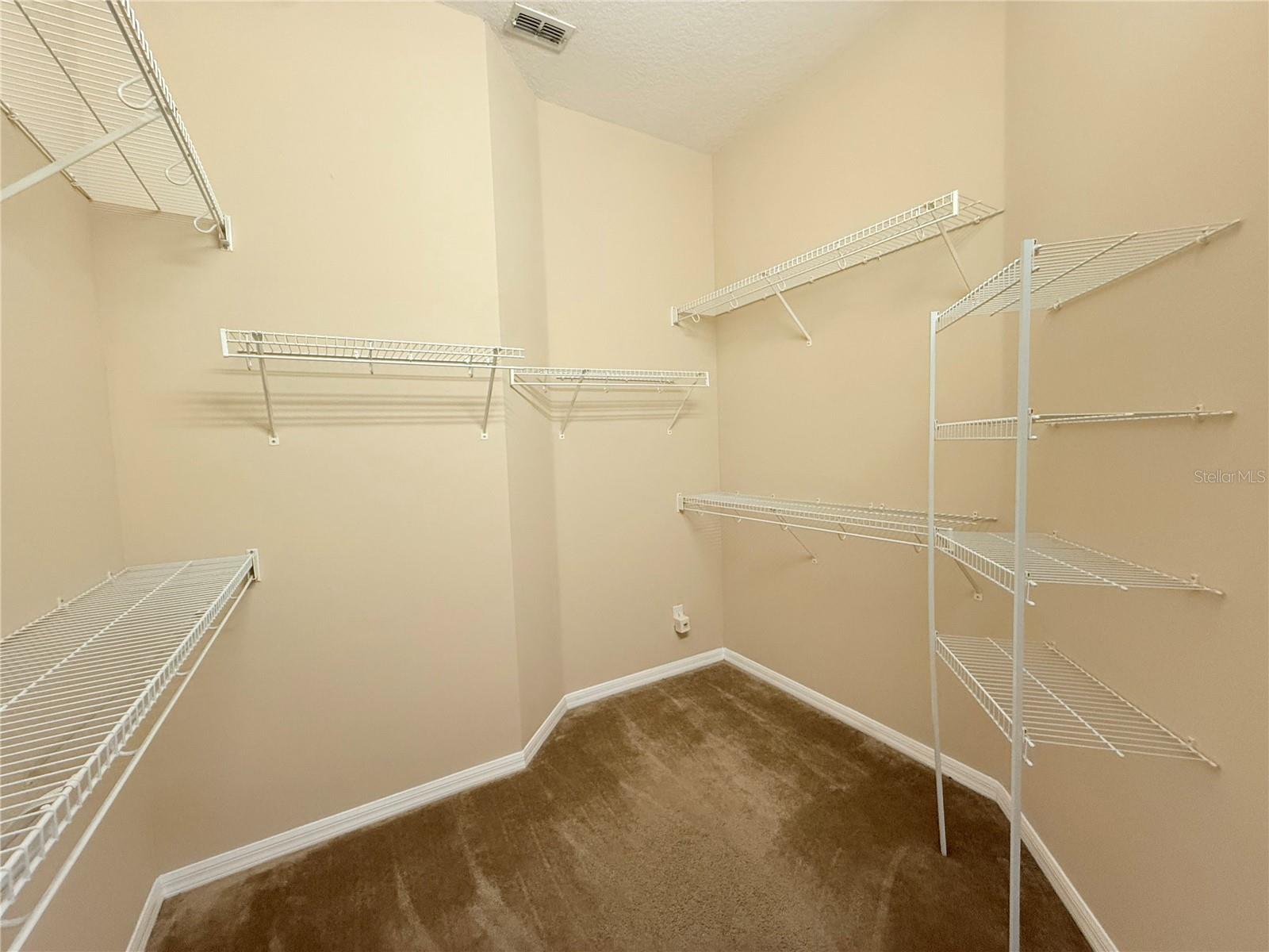 5126 Majestic Woods Pl Property Photo 20