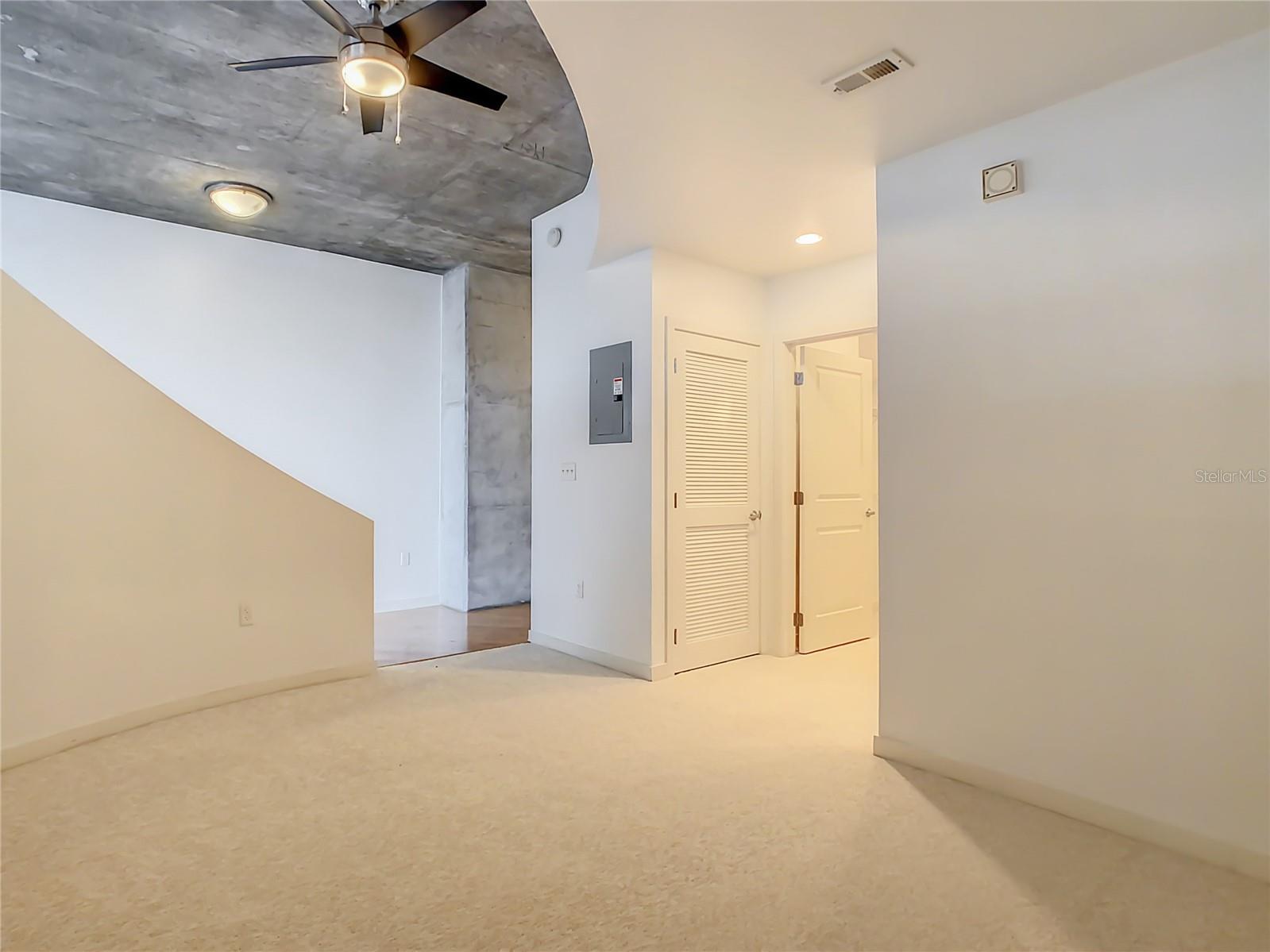 155 S Court Ave #1106 Property Photo 12