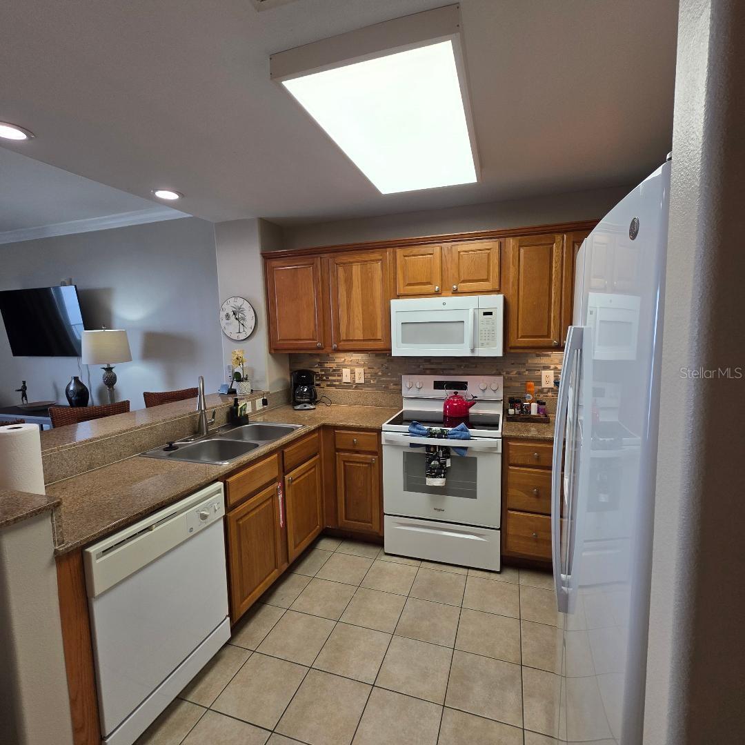 13415 Blue Heron Beach Dr #609 Property Photo 29