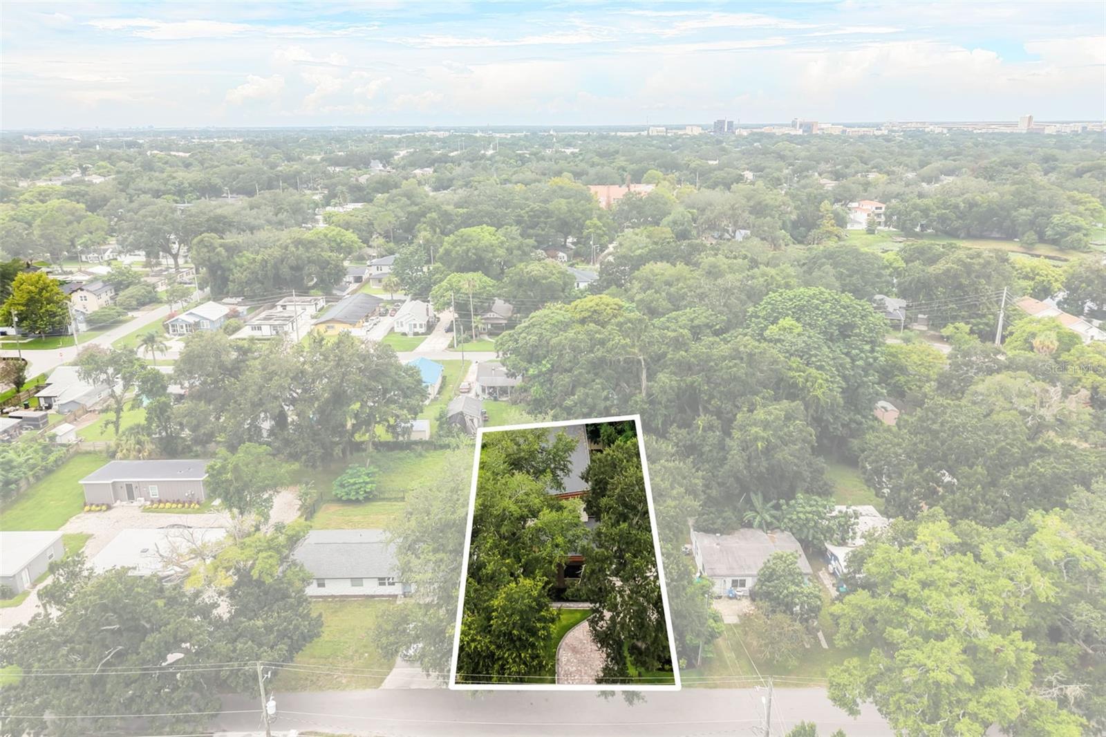 1910 Cloverlawn Ave Property Photo 17