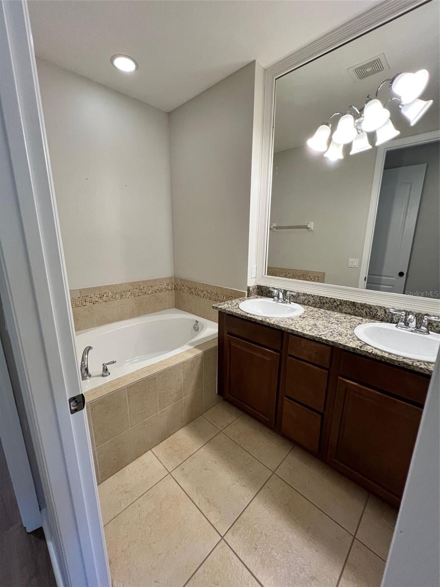 1853 Garden Sage Dr Property Photo 14
