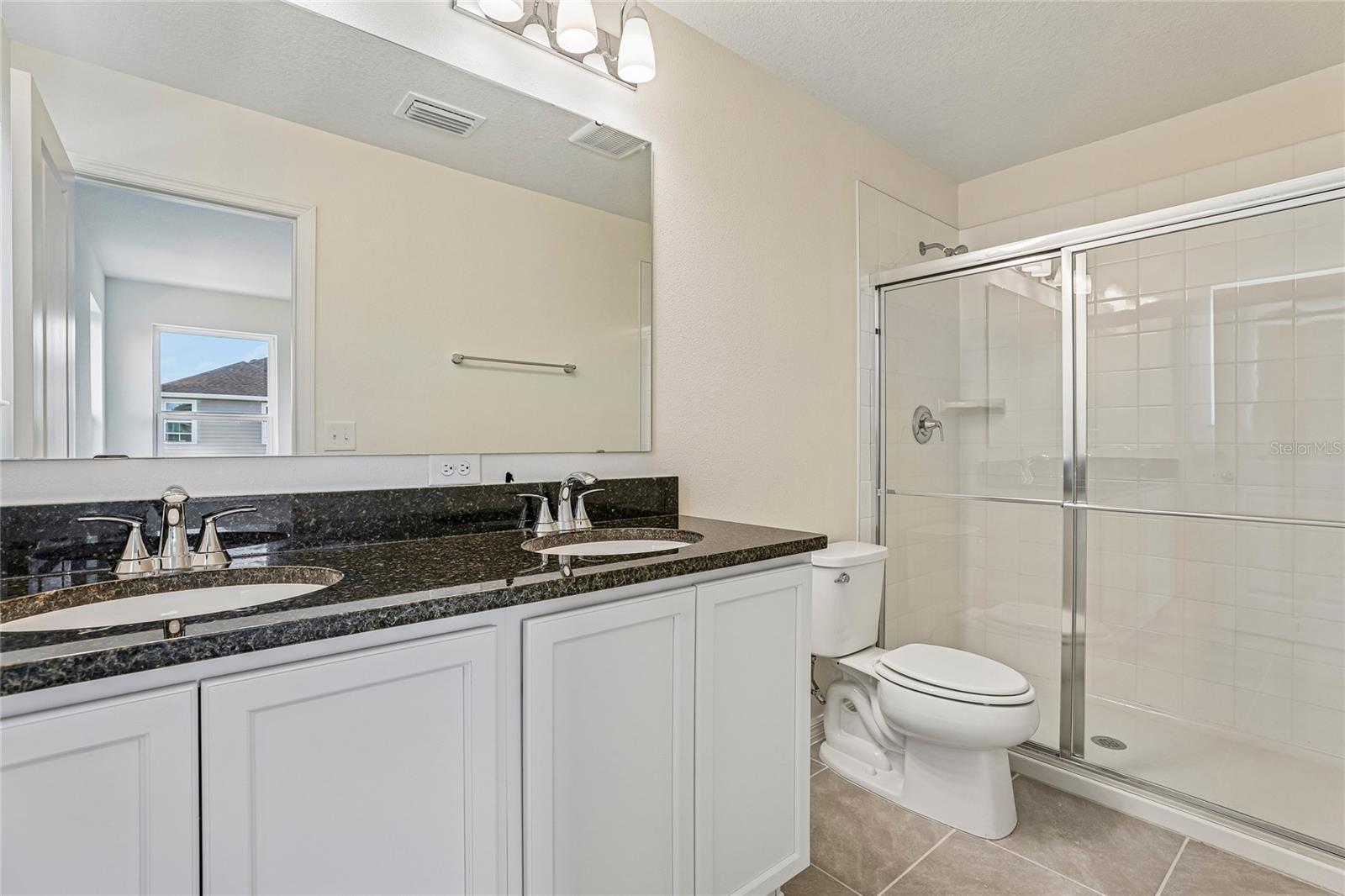 679 Meadows Edge Pl Property Photo 11