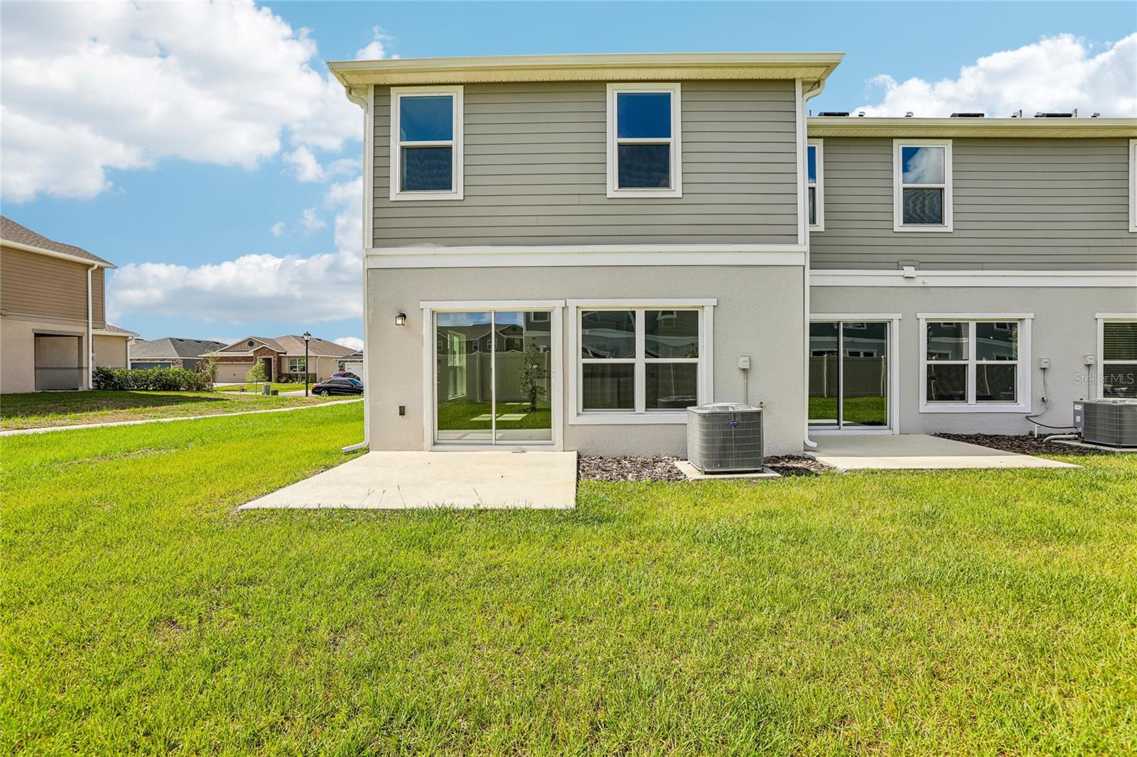 679 Meadows Edge Pl Property Photo 17