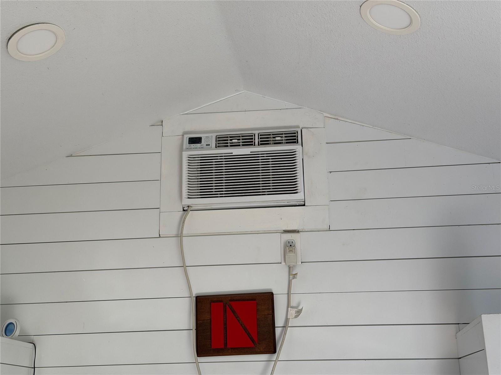 2749 S Stewart St Property Photo 45