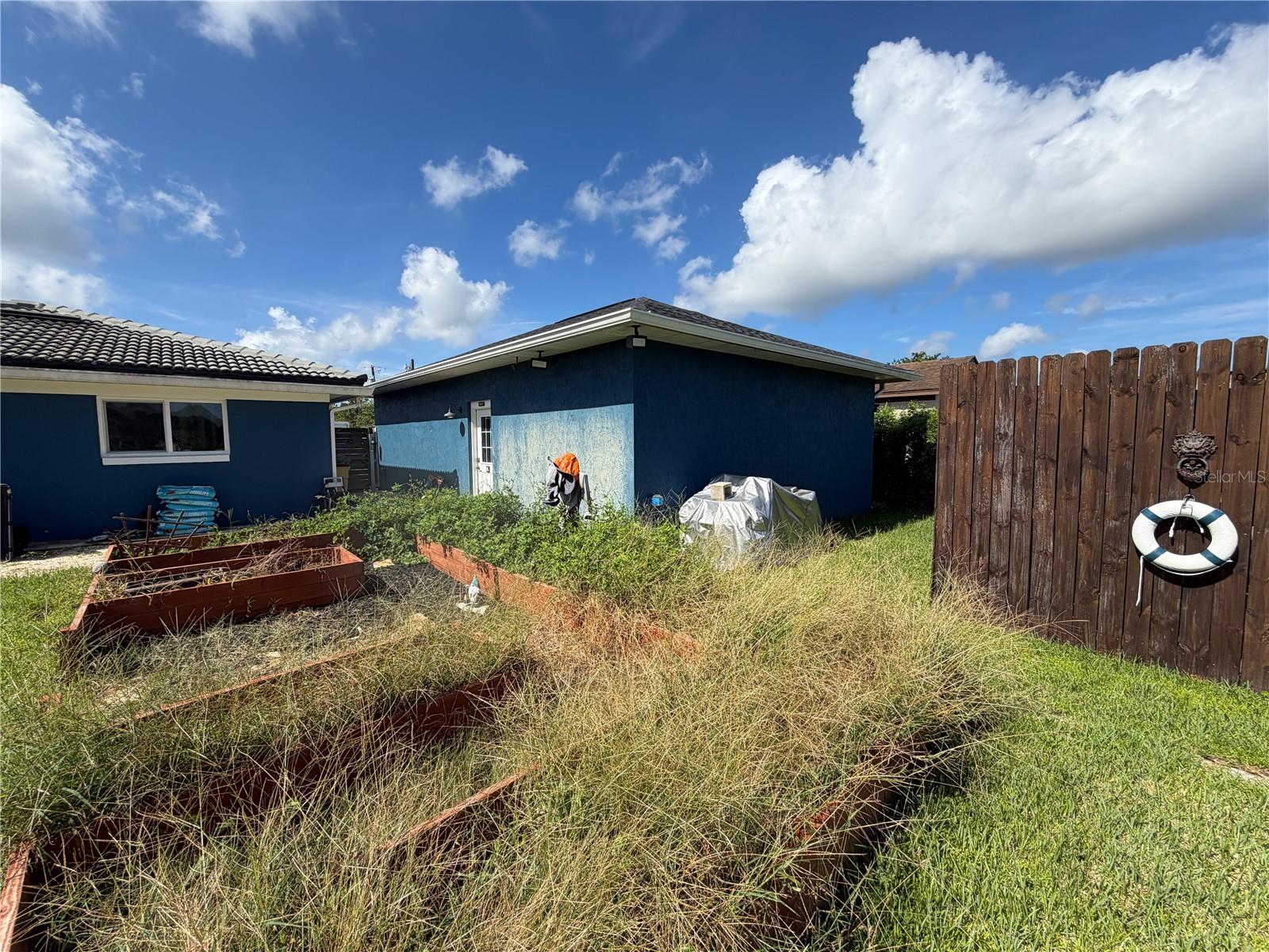 2749 S Stewart St Property Photo 47