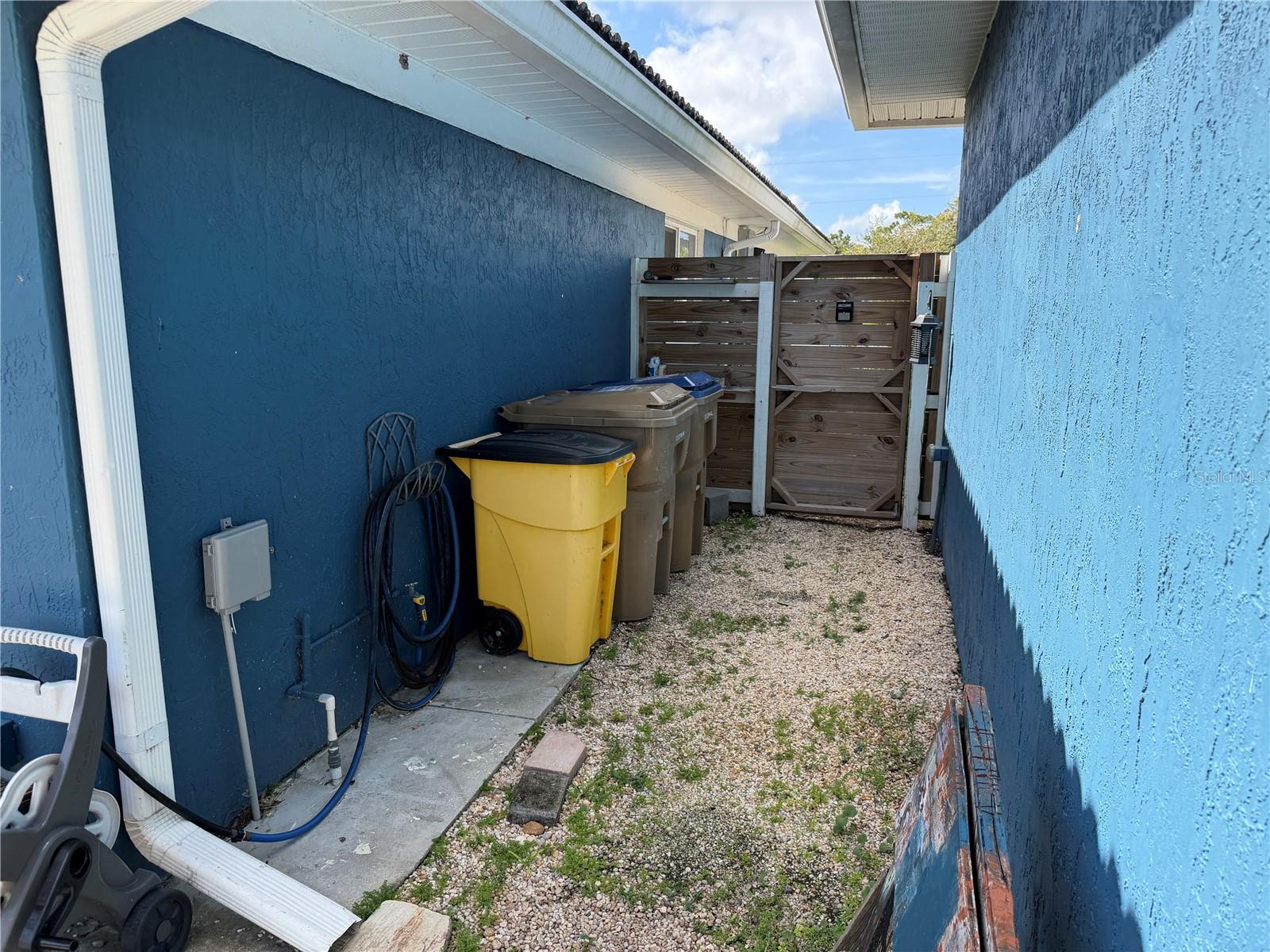 2749 S Stewart St Property Photo 59