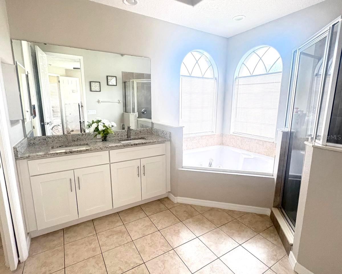2248 Stone Lake Ct Property Photo 8