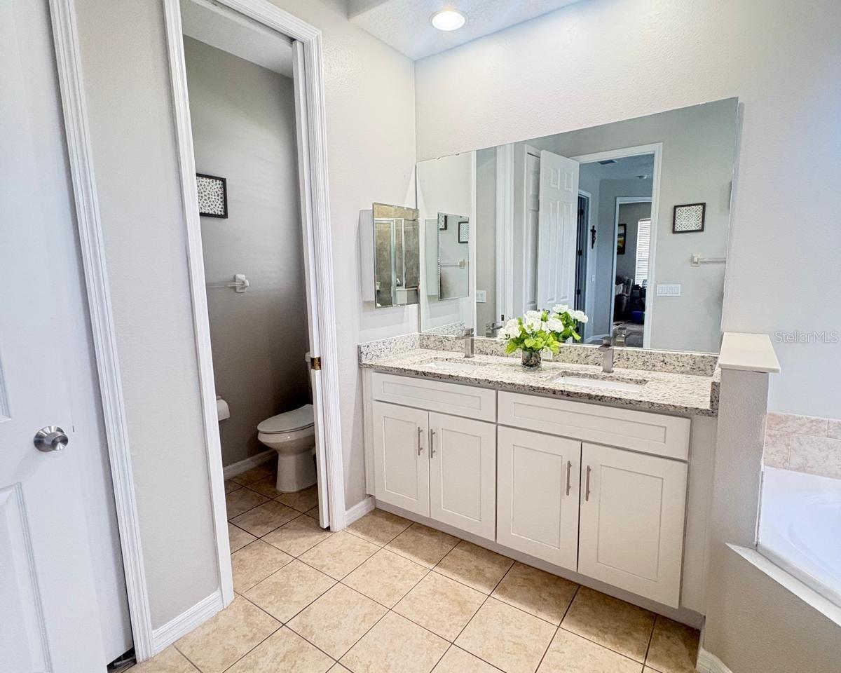 2248 Stone Lake Ct Property Photo 11