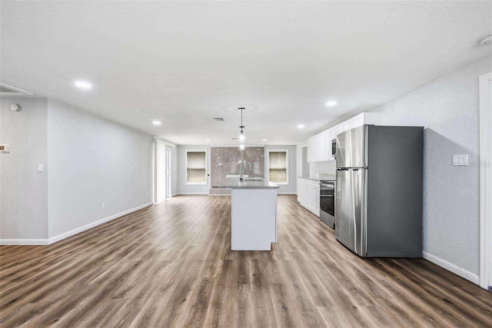 8531 Horizon Ln Property Photo 11