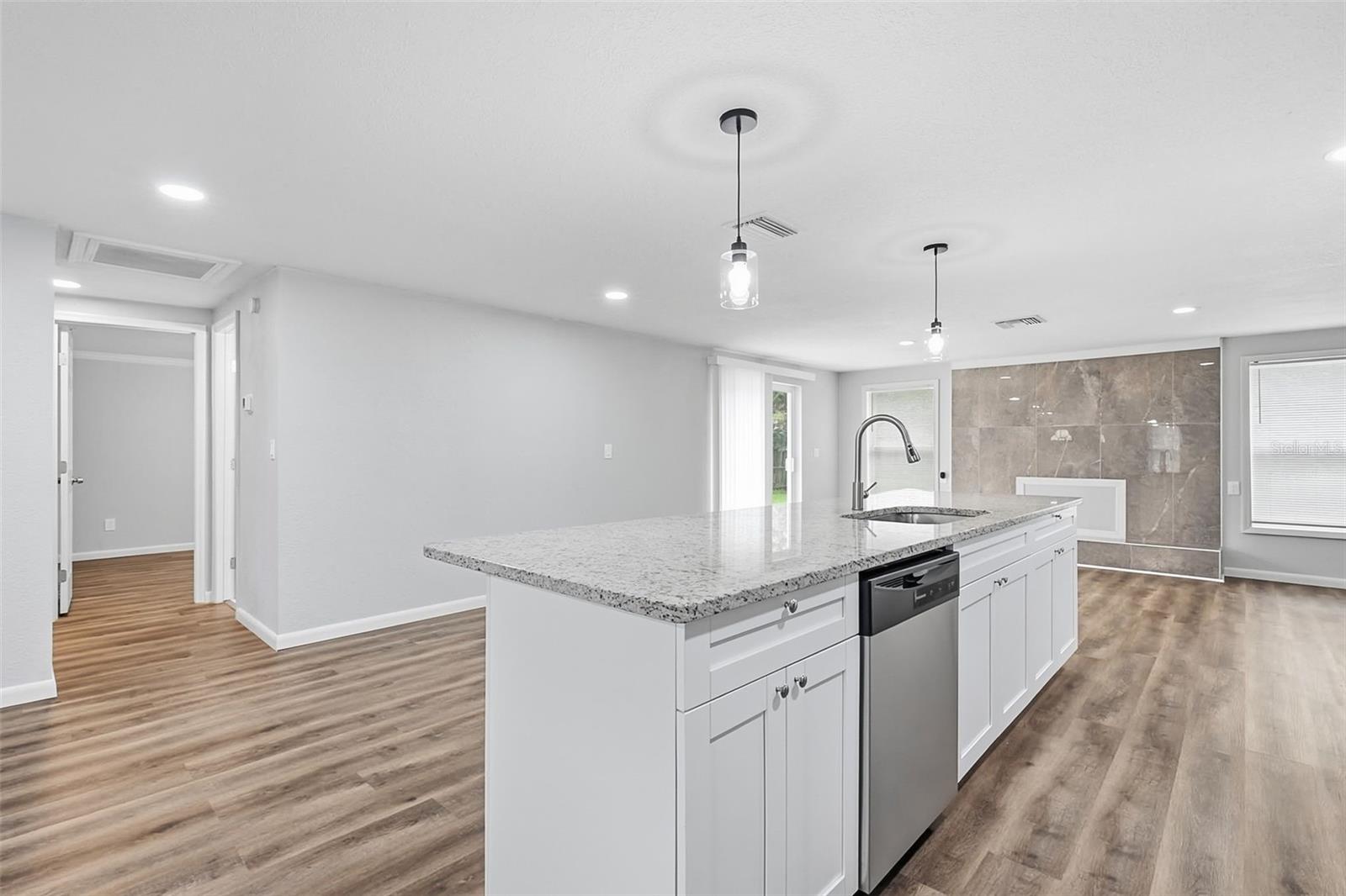 8531 Horizon Ln Property Photo 17