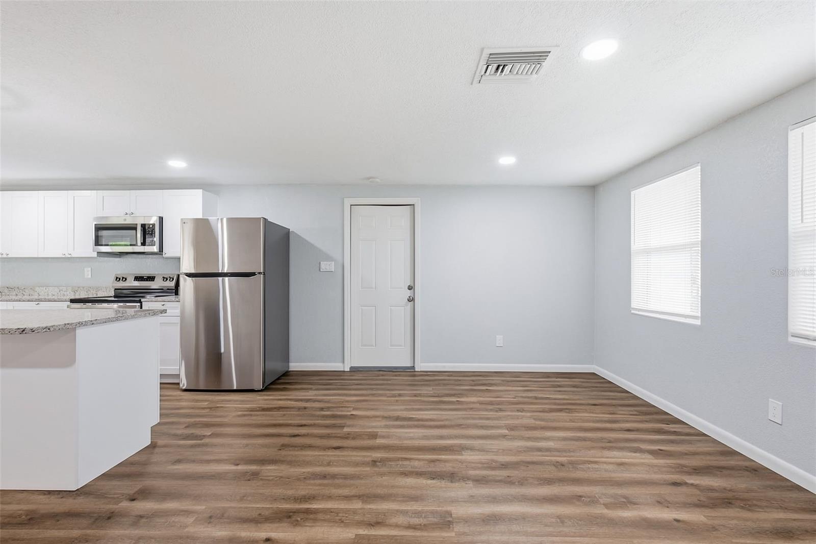 8531 Horizon Ln Property Photo 19