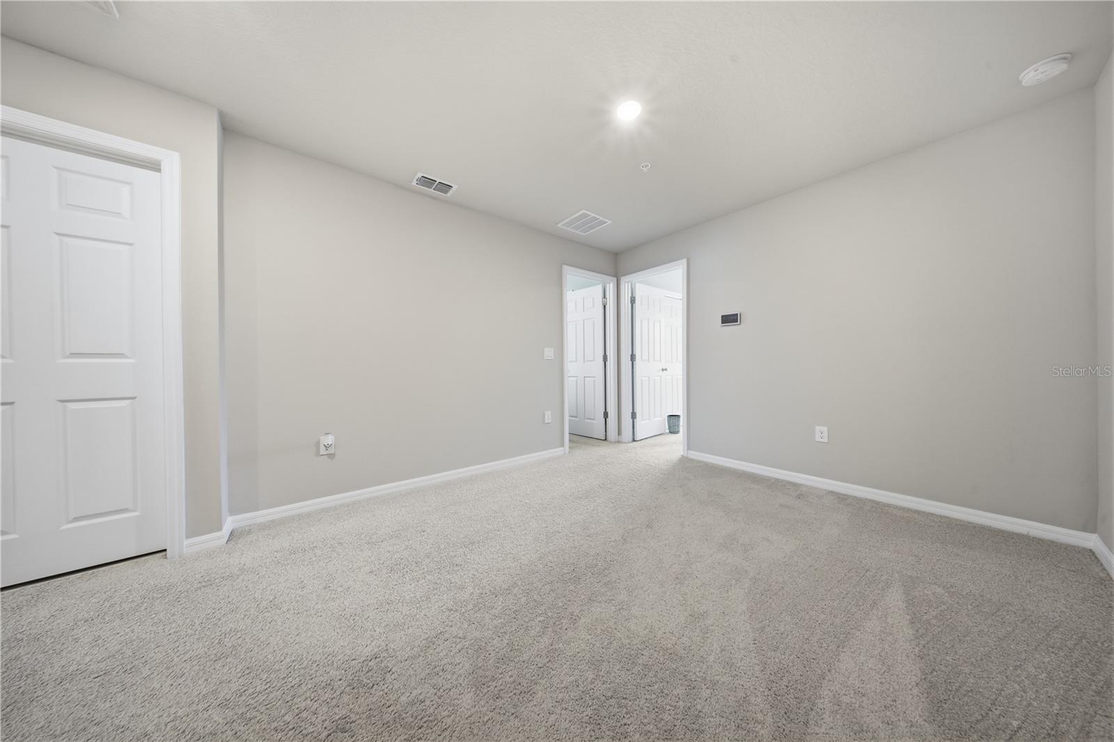 959 Robin Holly St Property Photo 15