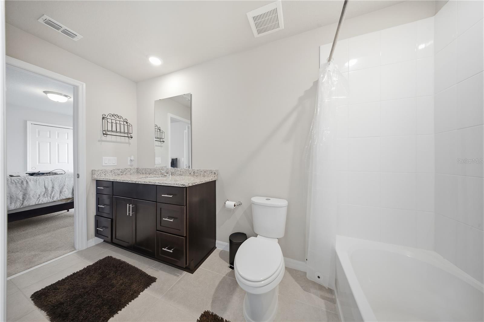 959 Robin Holly St Property Photo 25