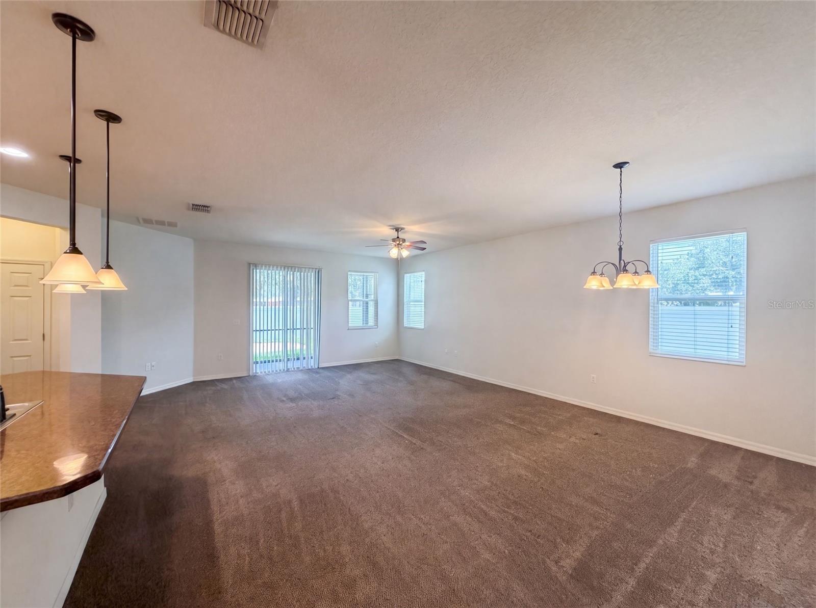 4311 Moon Shadow Loop Property Photo 3