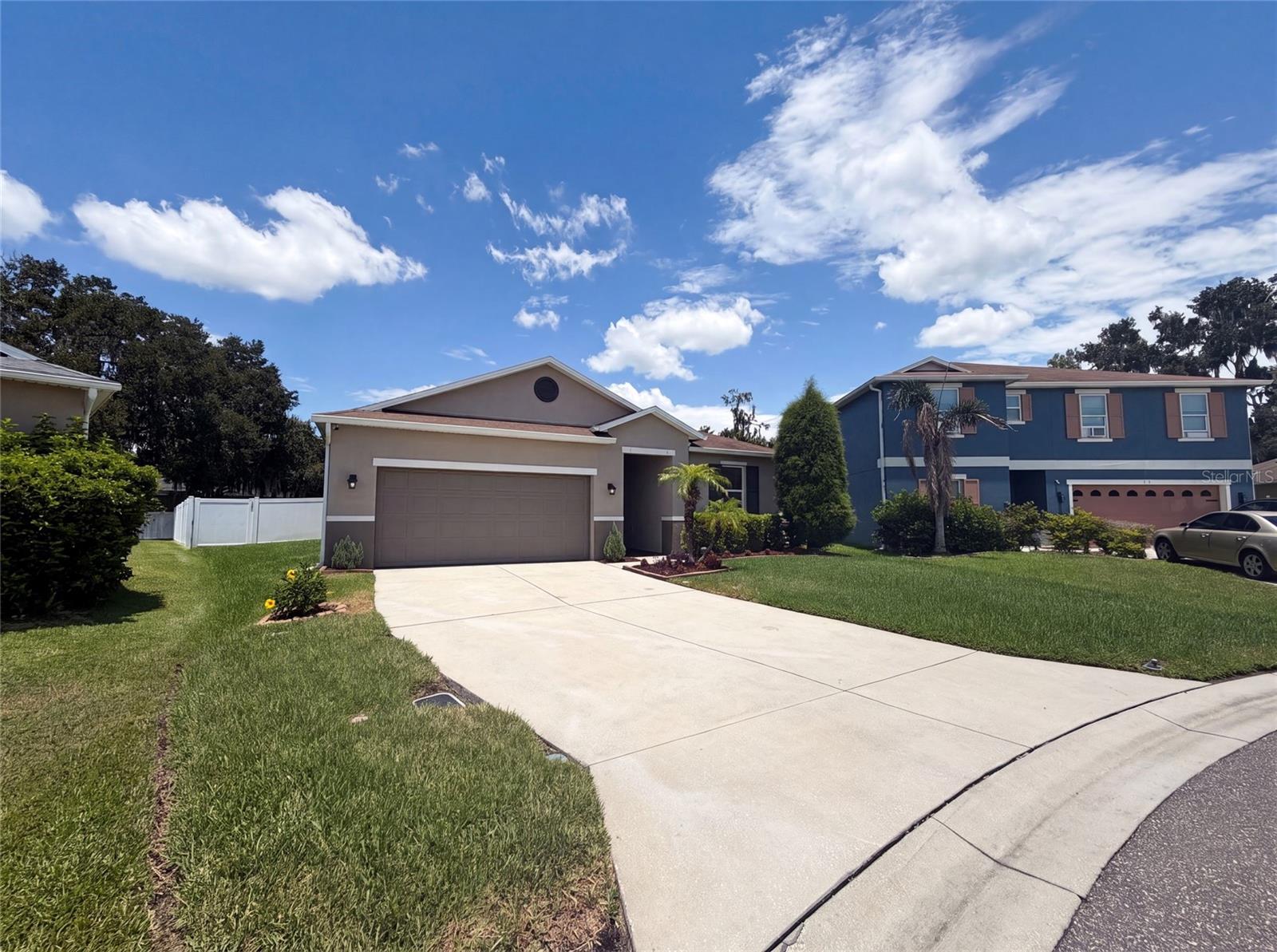 4311 Moon Shadow Loop Property Photo 16