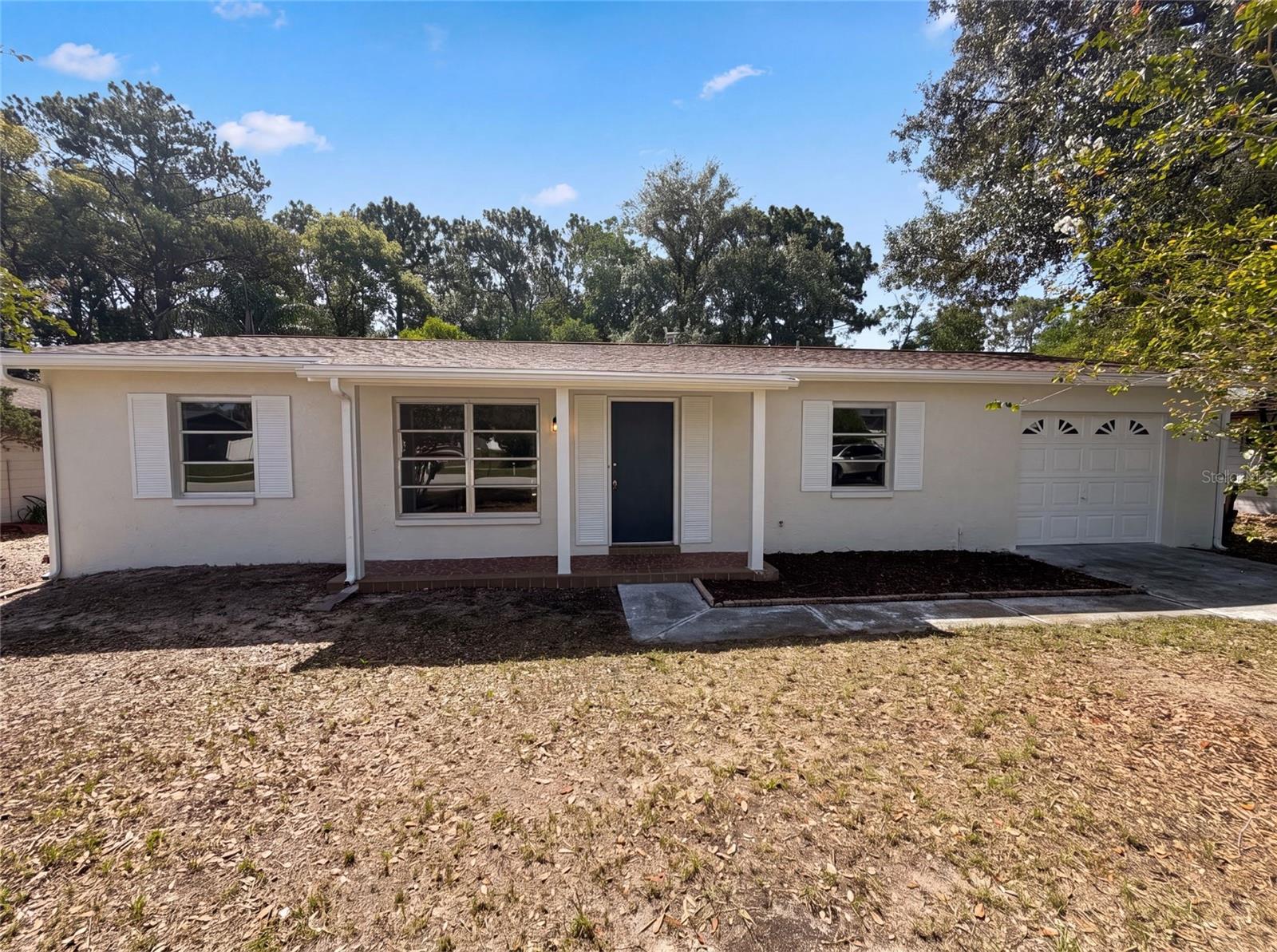 5064 Bromley Ave Property Photo 1