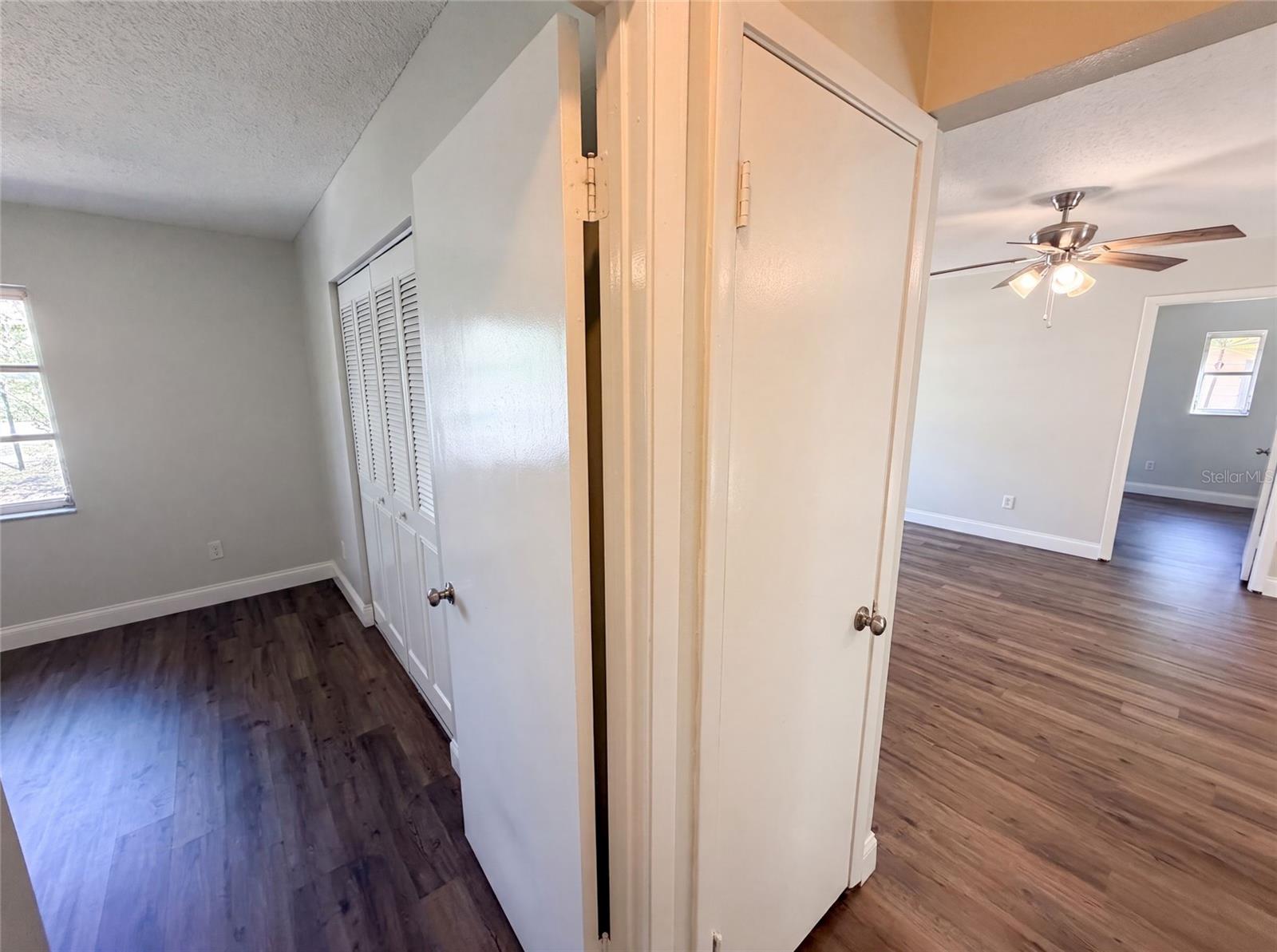 5064 Bromley Ave Property Photo 10