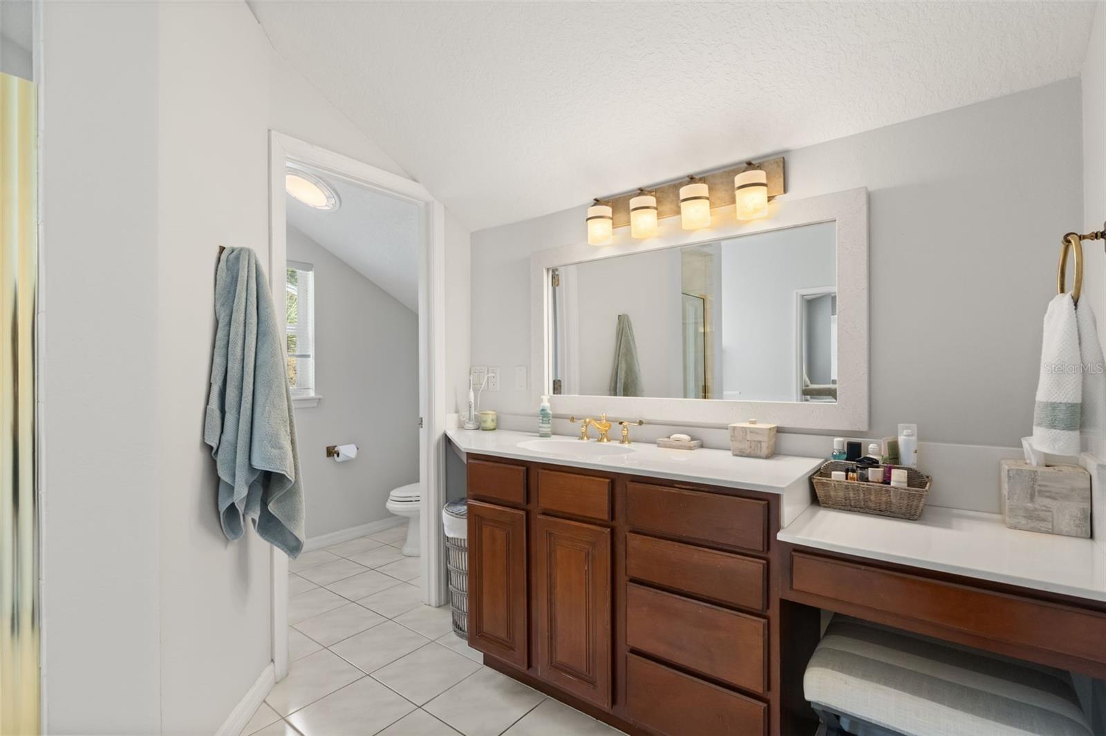 1336 Classic Dr Property Photo 27