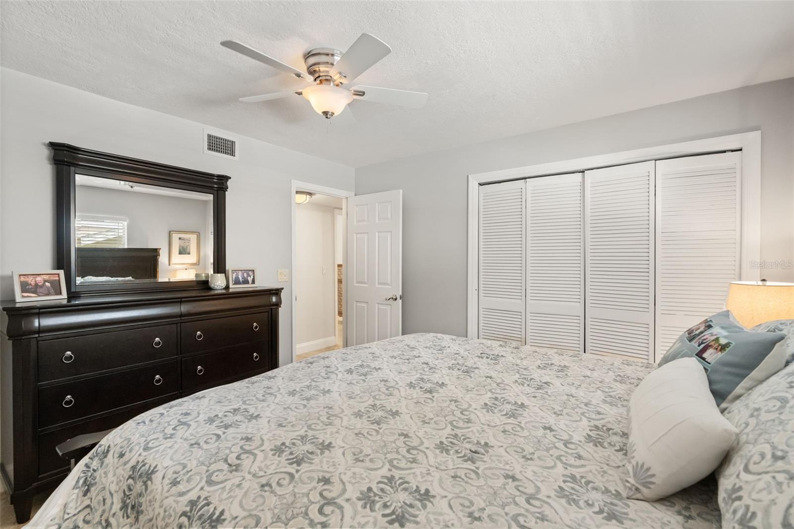 1336 Classic Dr Property Photo 32