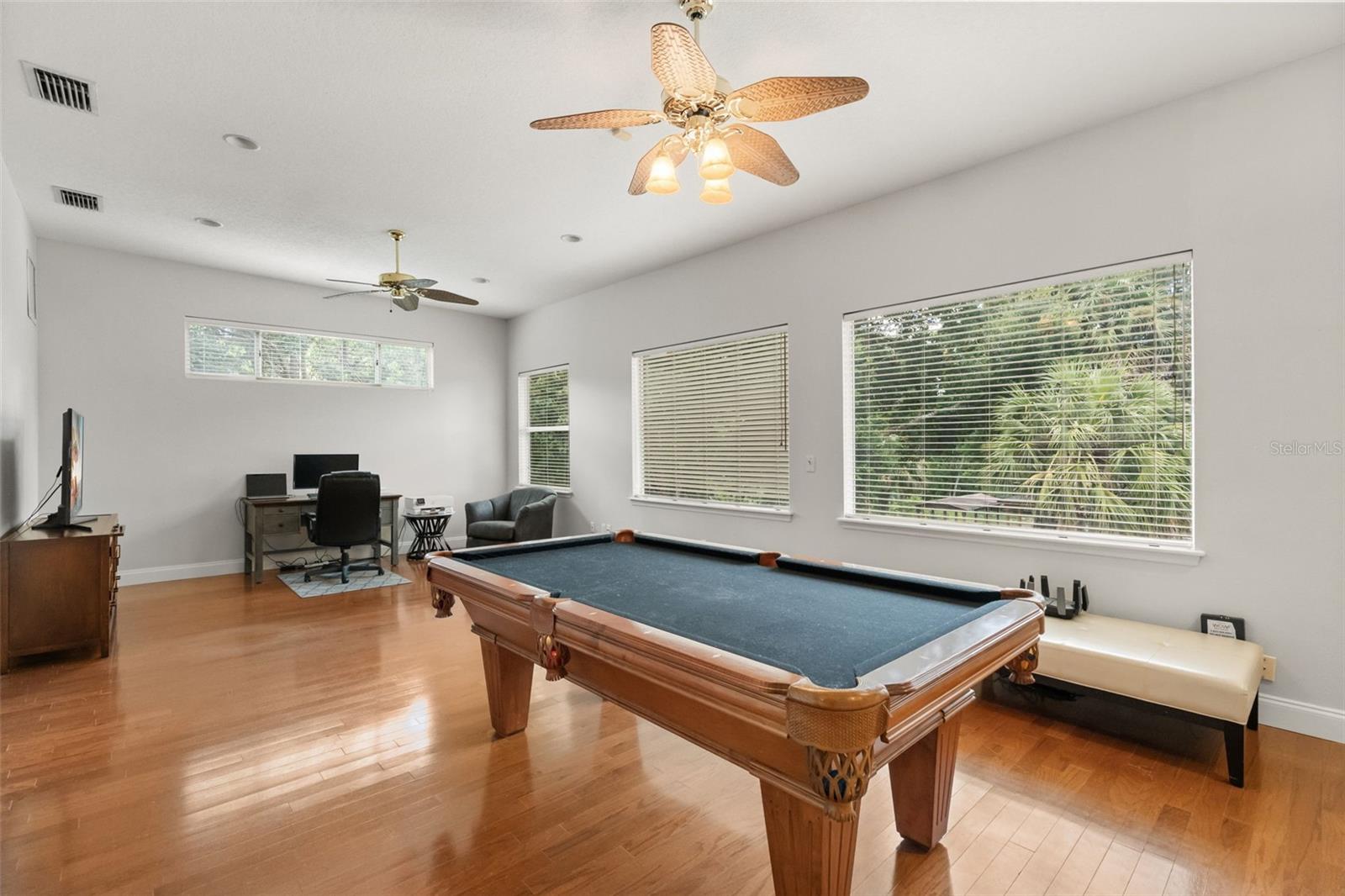 1336 Classic Dr Property Photo 38