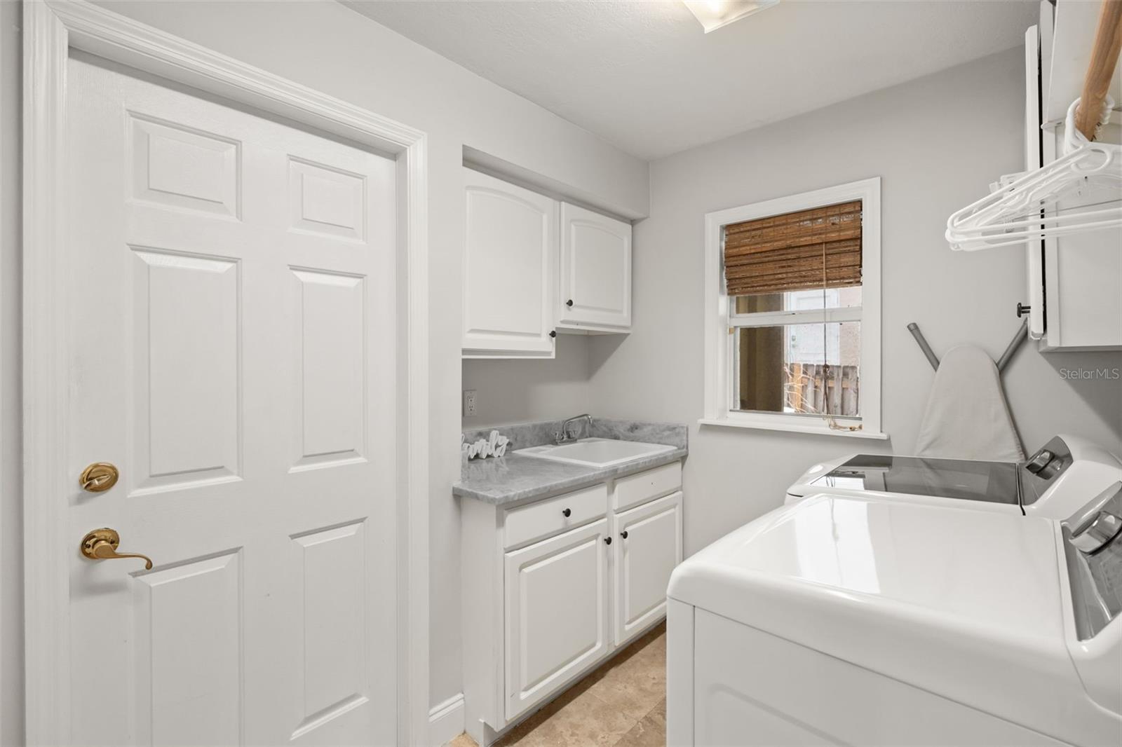 1336 Classic Dr Property Photo 40