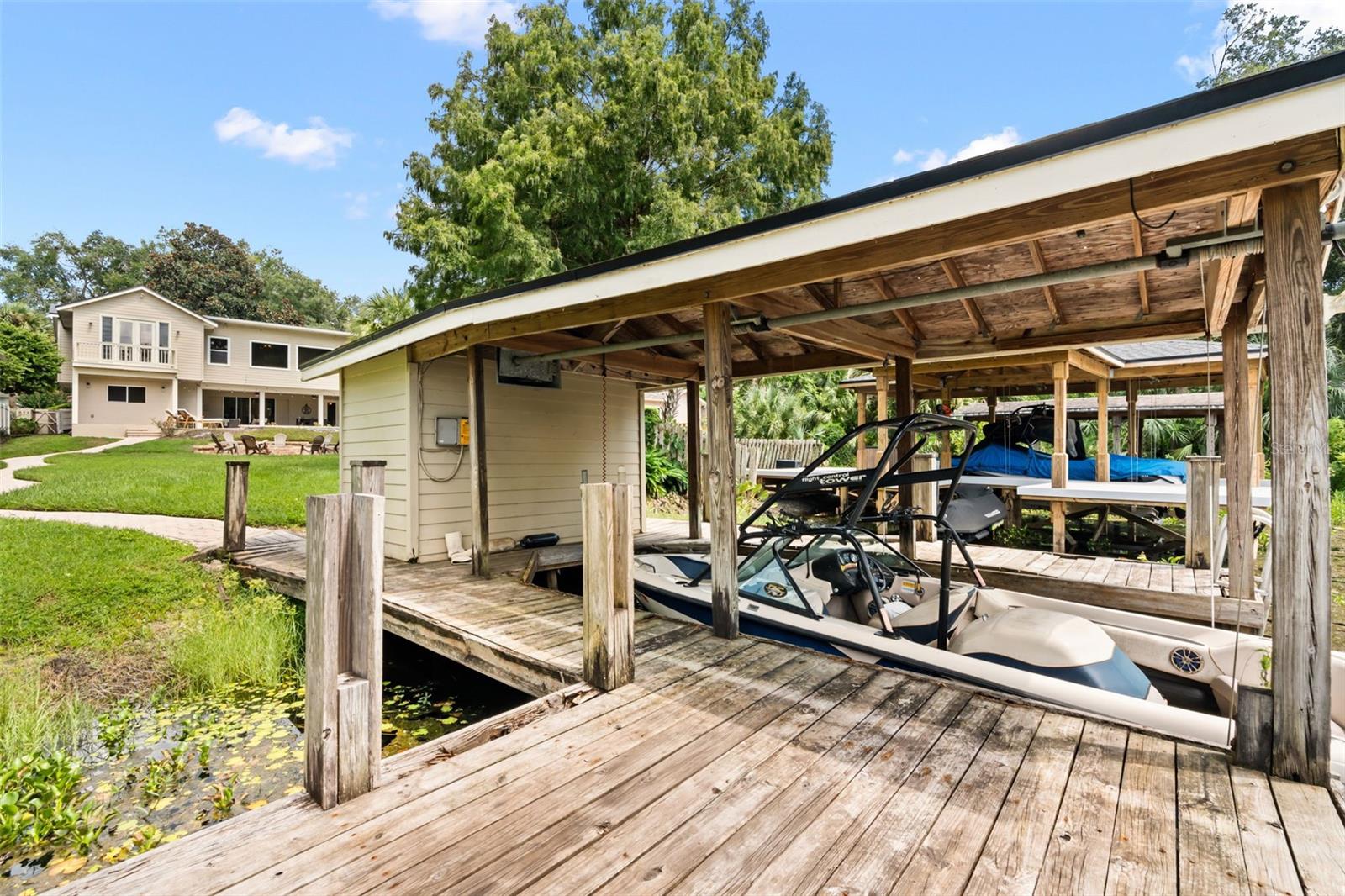 1336 Classic Dr Property Photo 53