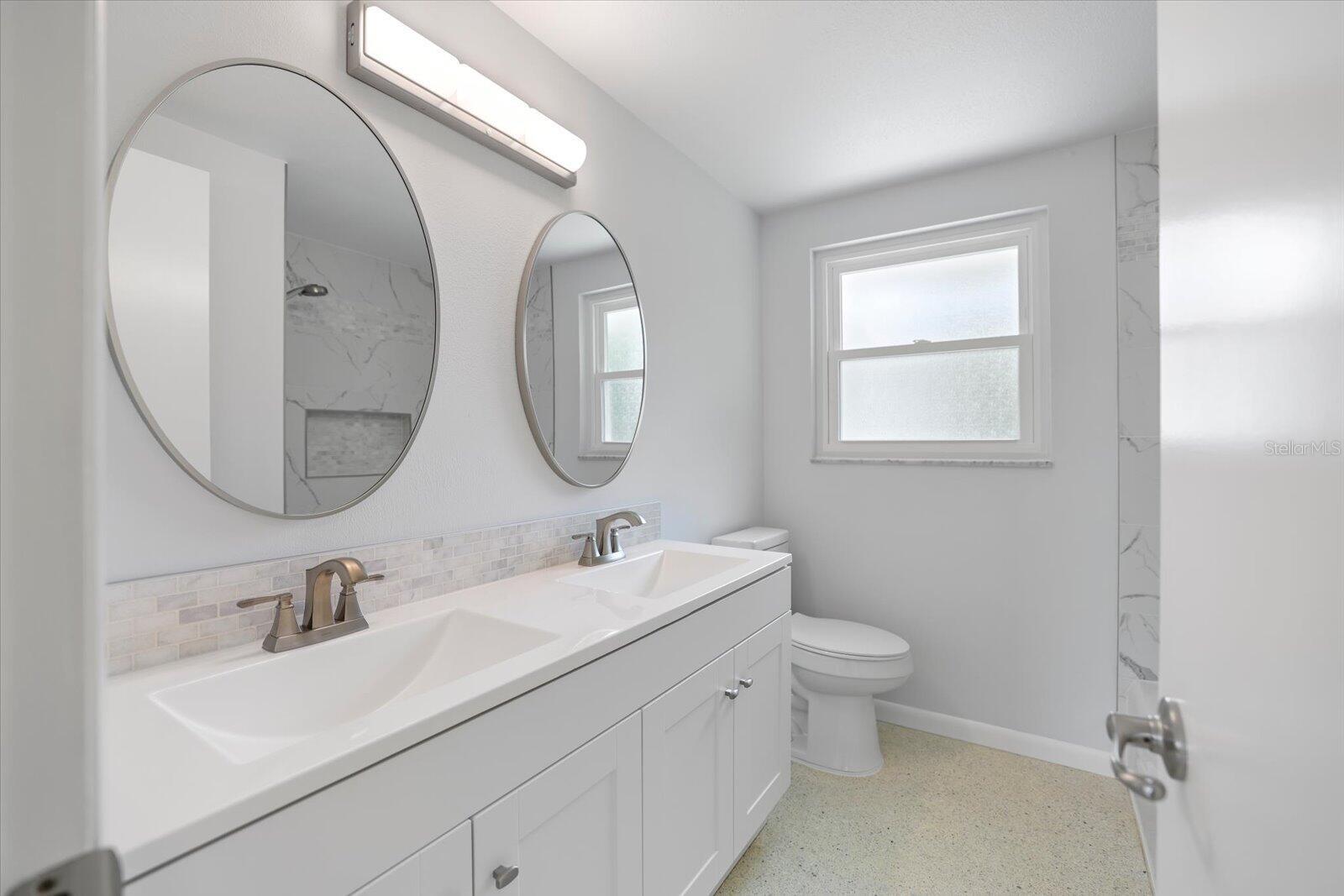 3485 Roslyn Rd Property Photo 12